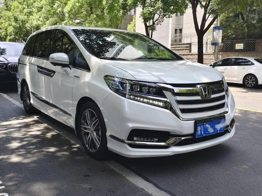 Elyson 2019 2.0L Hybrid Deluxe Edition 3