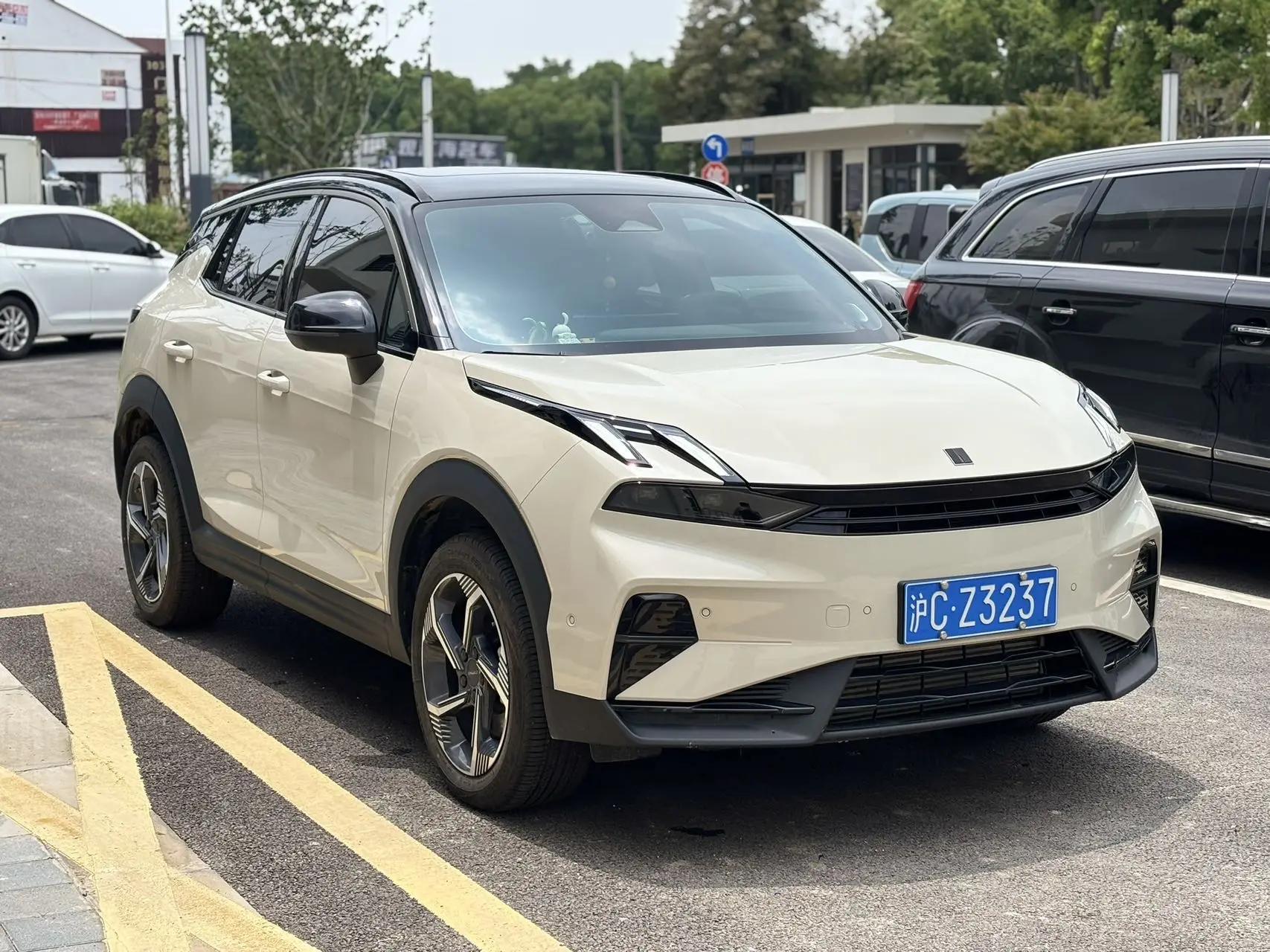 LYNK&amp;CO 2026 LYNK&amp;CO 06 1.5T Relive Ultra Auto 3