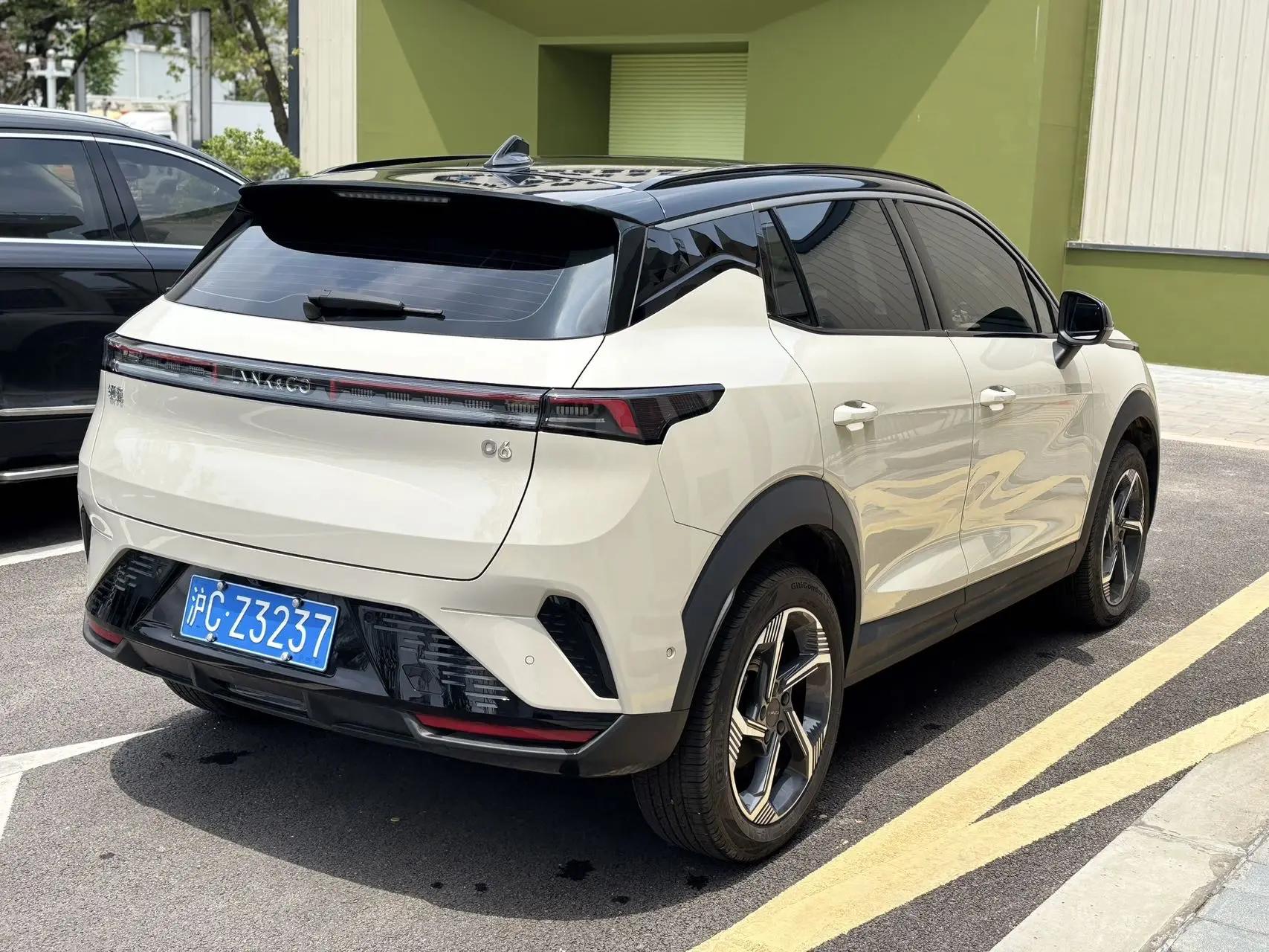 LYNK&amp;CO 2026 LYNK&amp;CO 06 1.5T Relive Ultra Auto 9