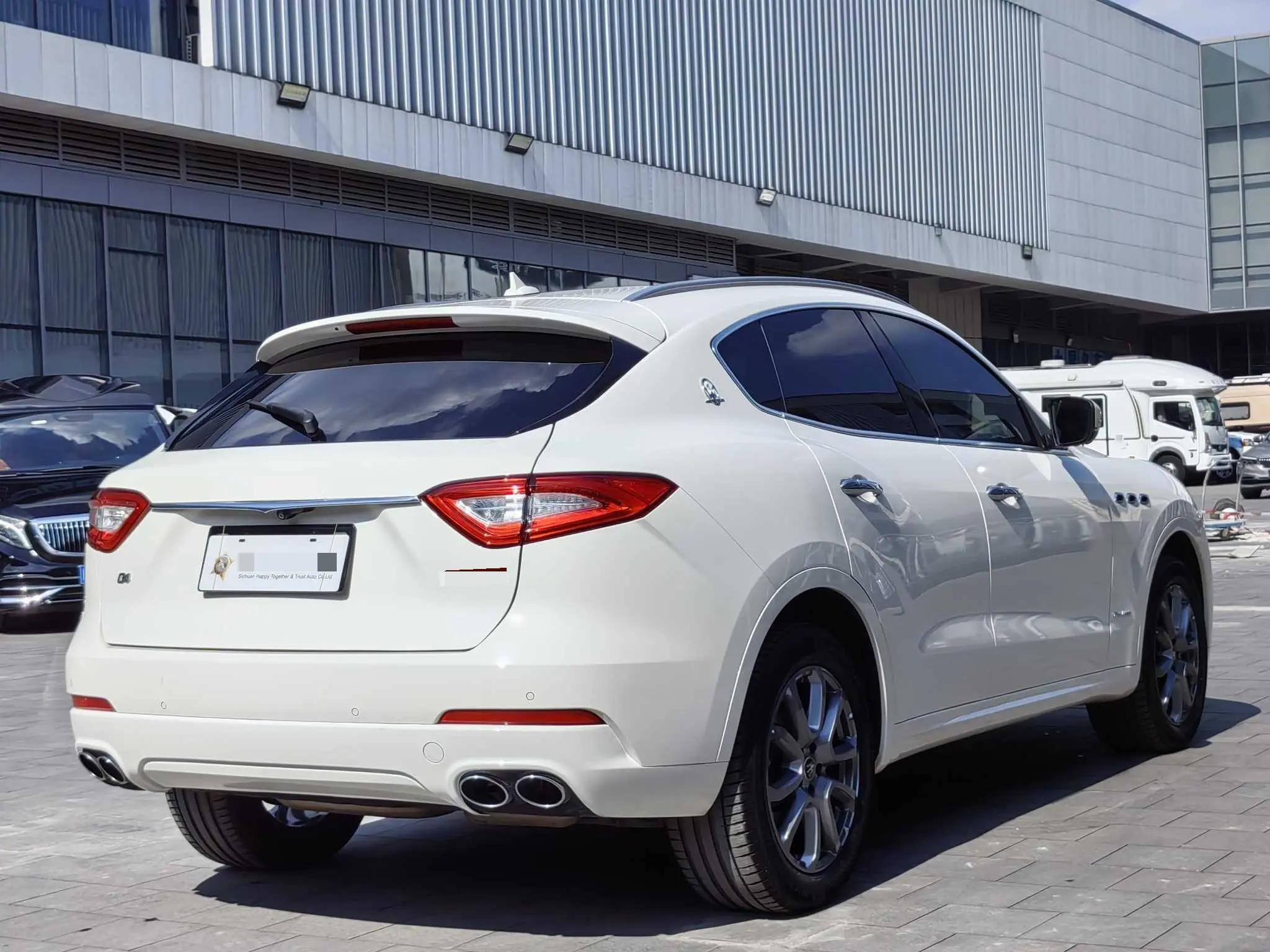 玛莎拉蒂 Levante(进口) 玛莎拉蒂 Levante 2020款 3.0T 豪华 自动挡 2