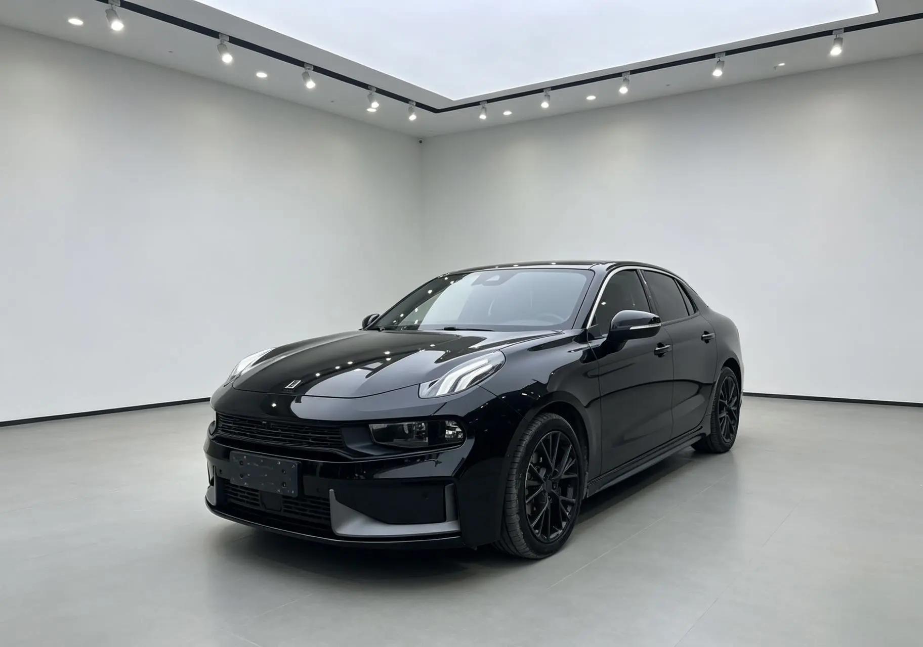 LYNK&amp;CO 03 2020 1.5TD DCT Pro Edition