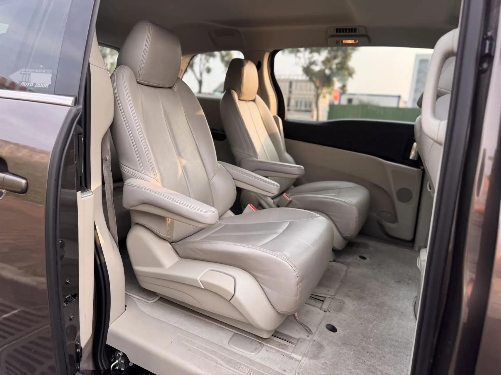 Buick GL8 2023 Land Business Class 652T Smart Class 4