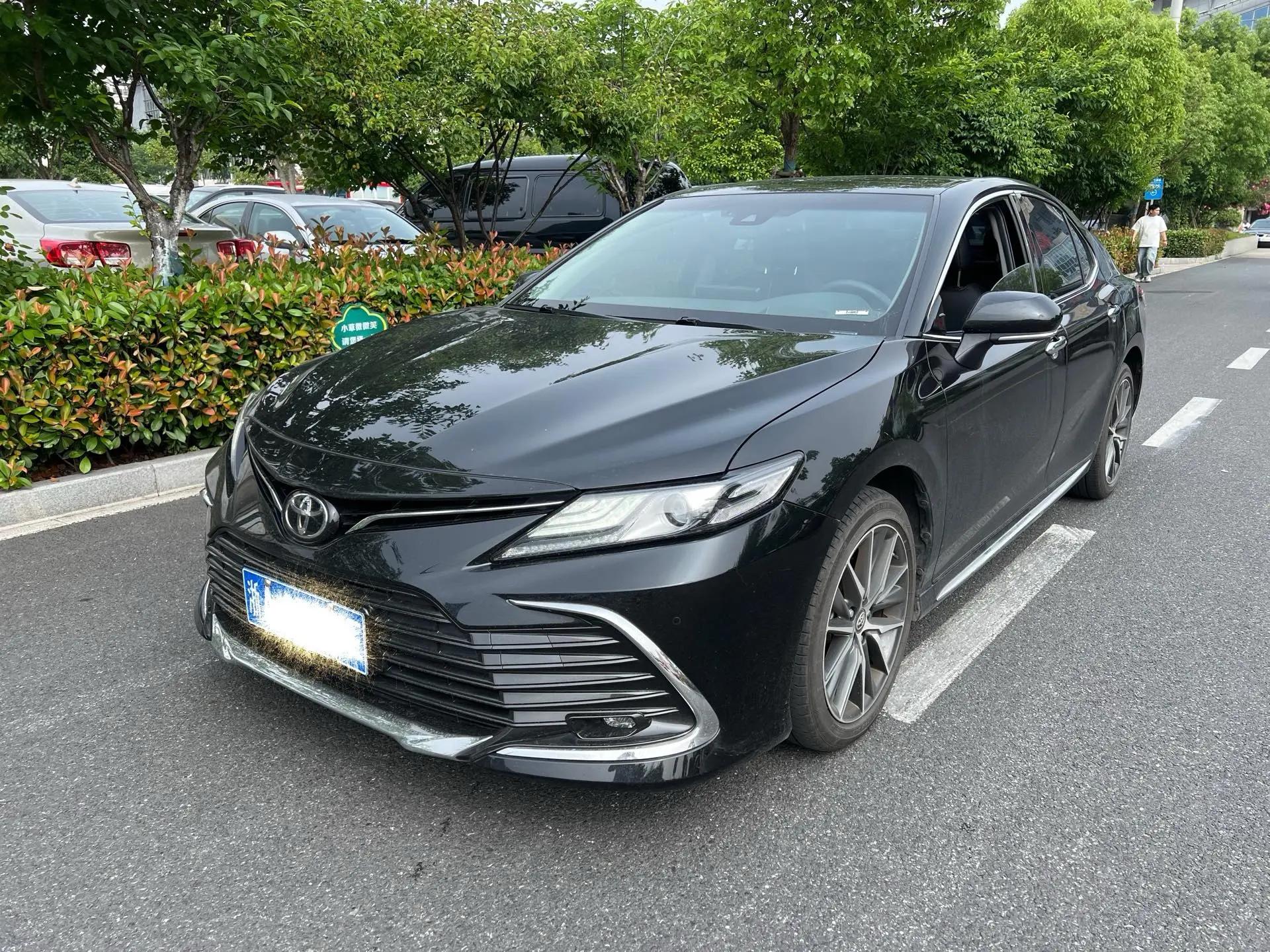 Camry 2021 2.5G Deluxe Edition
