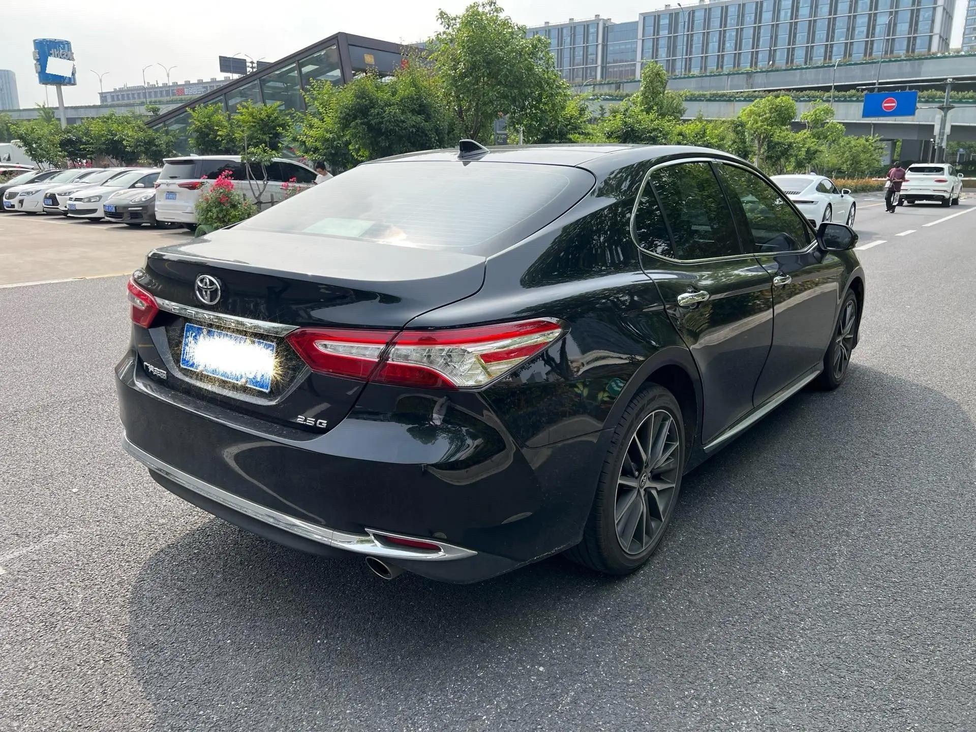 Camry 2021 2.5G Deluxe Edition 9