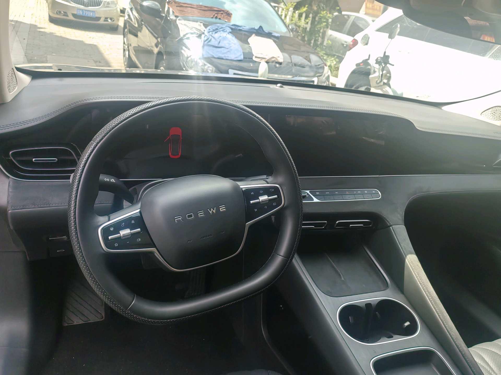 Roewe D7 2023 DMH 125km Flagship 4