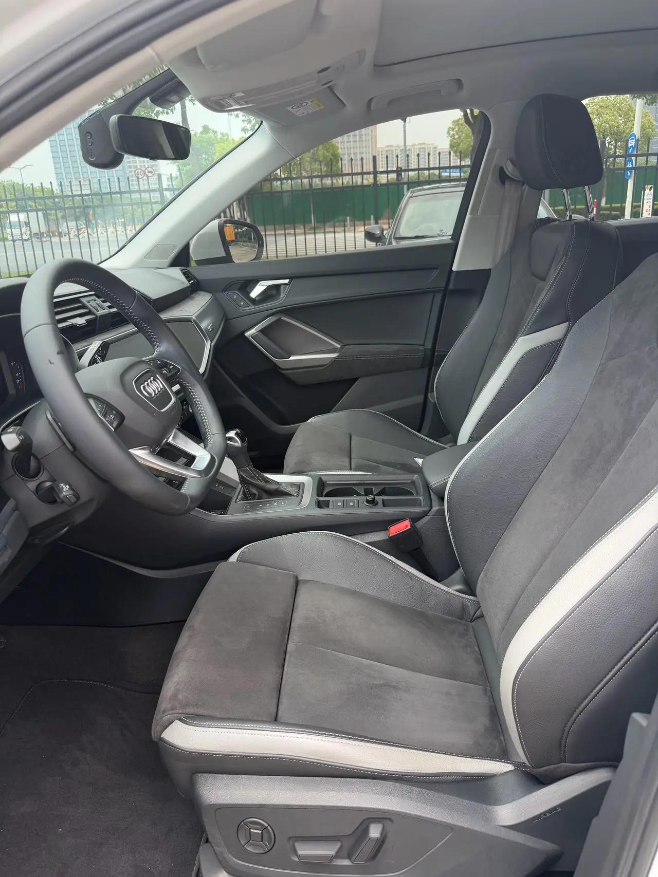Audi Q3 2021 35 TFSI Fashion Dynamic 8
