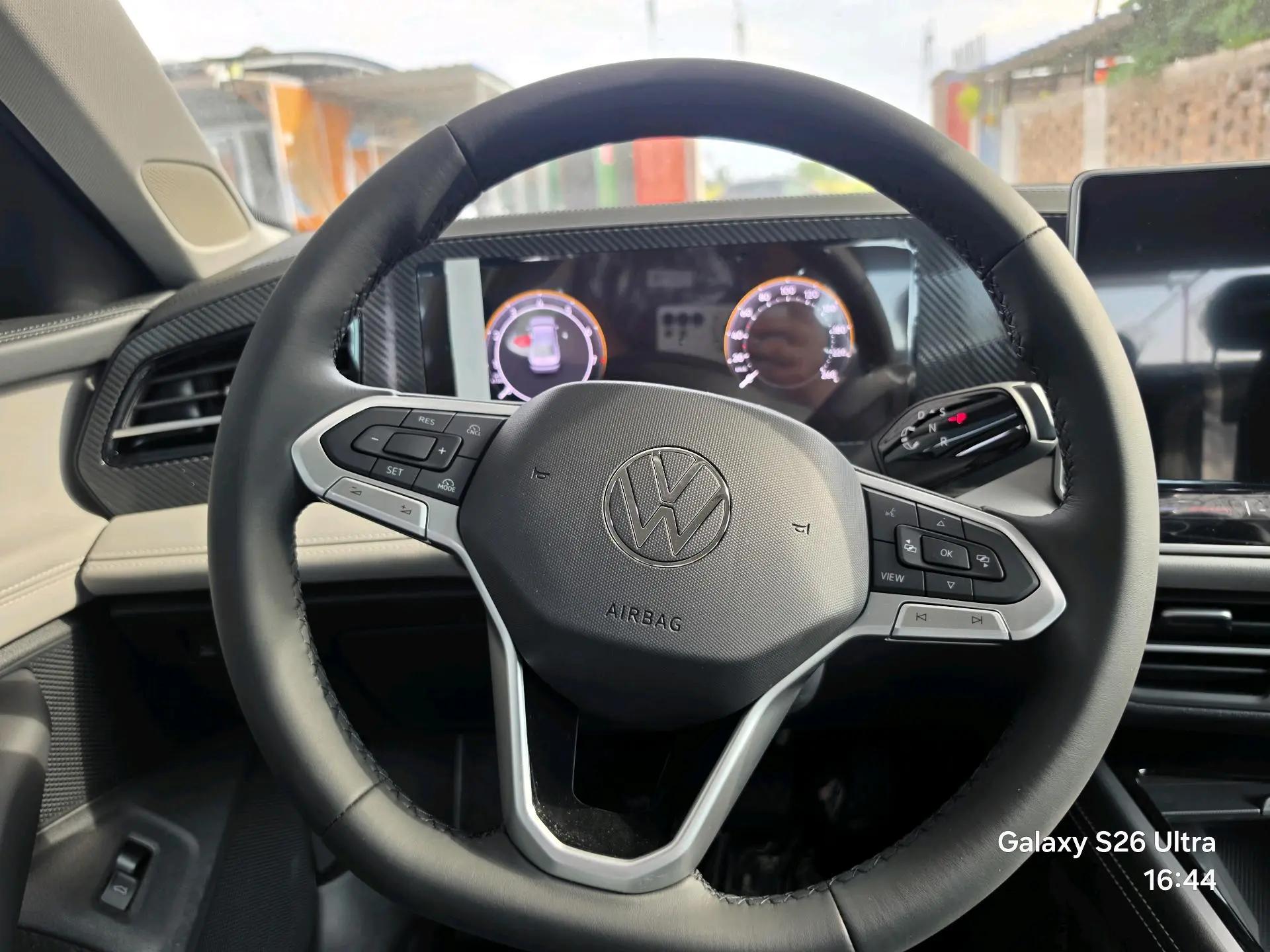 Volkswagen 2026 Magotan 1.5TSI 300TSI Premium Edition Automatic Gear 10