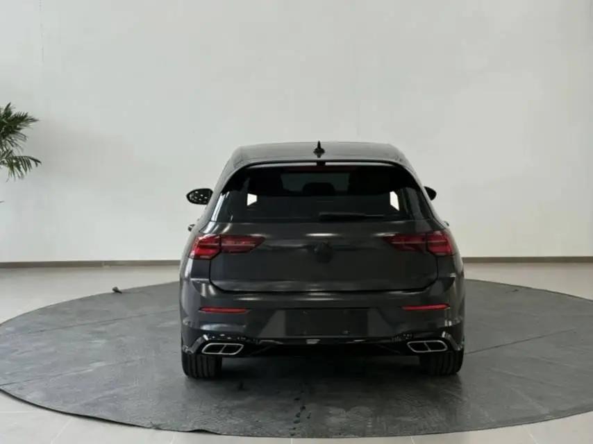 Volkswagen 2023 Golf 8 R-Line 1.4TSI 280TSI Lite Automatic 3