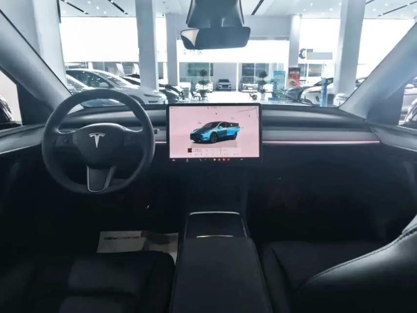 Model Y 2023 rear-wheel drive version 3
