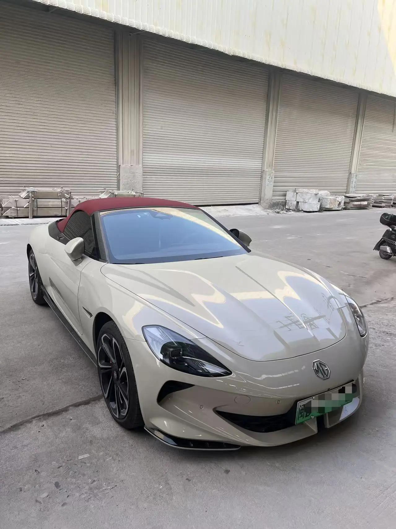 MG Cyberster 2024 520km Legendary Four-wheel Drive Red Canopy Edition 2