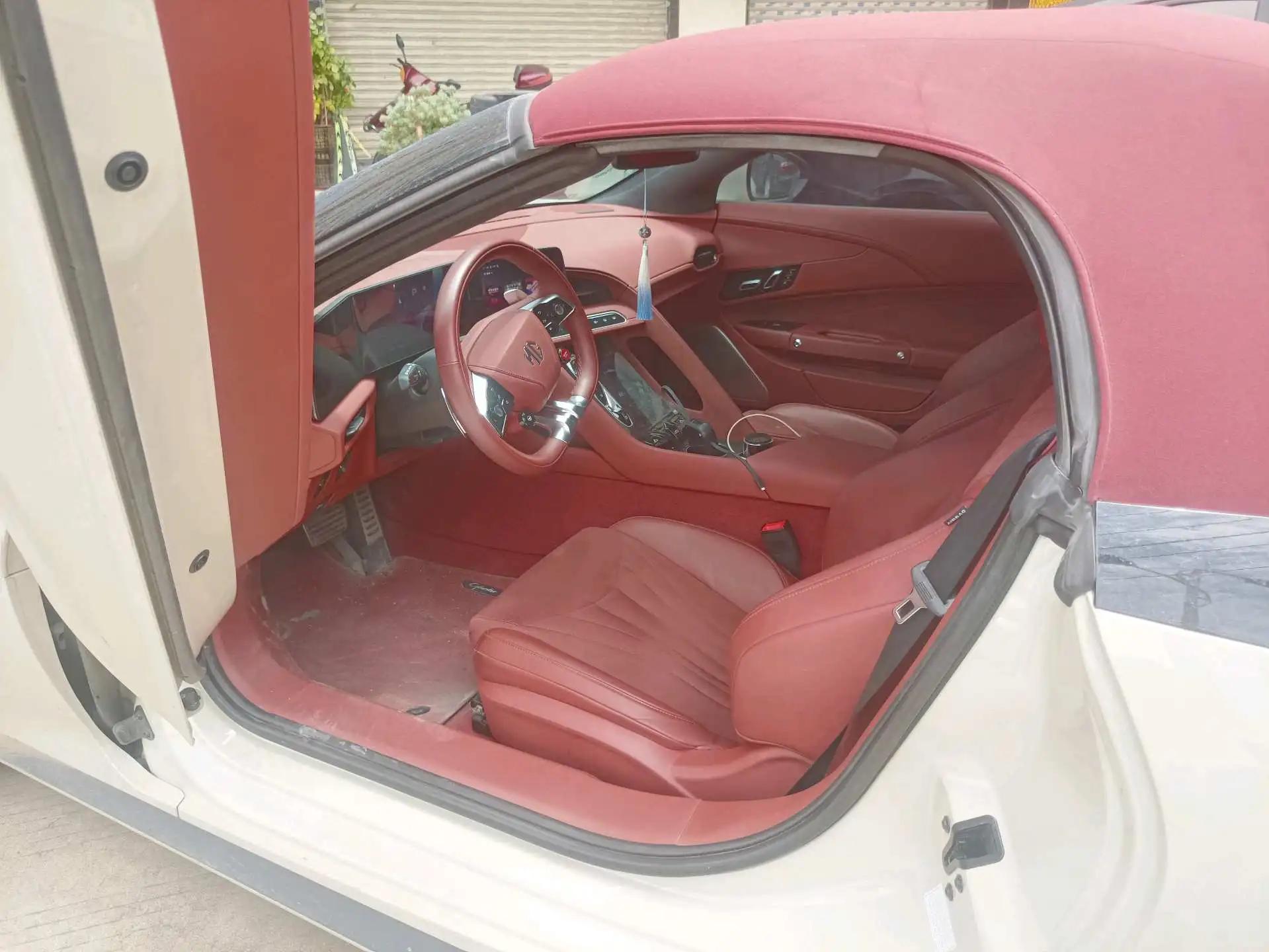 MG Cyberster 2024 520km Legendary Four-wheel Drive Red Canopy Edition 5