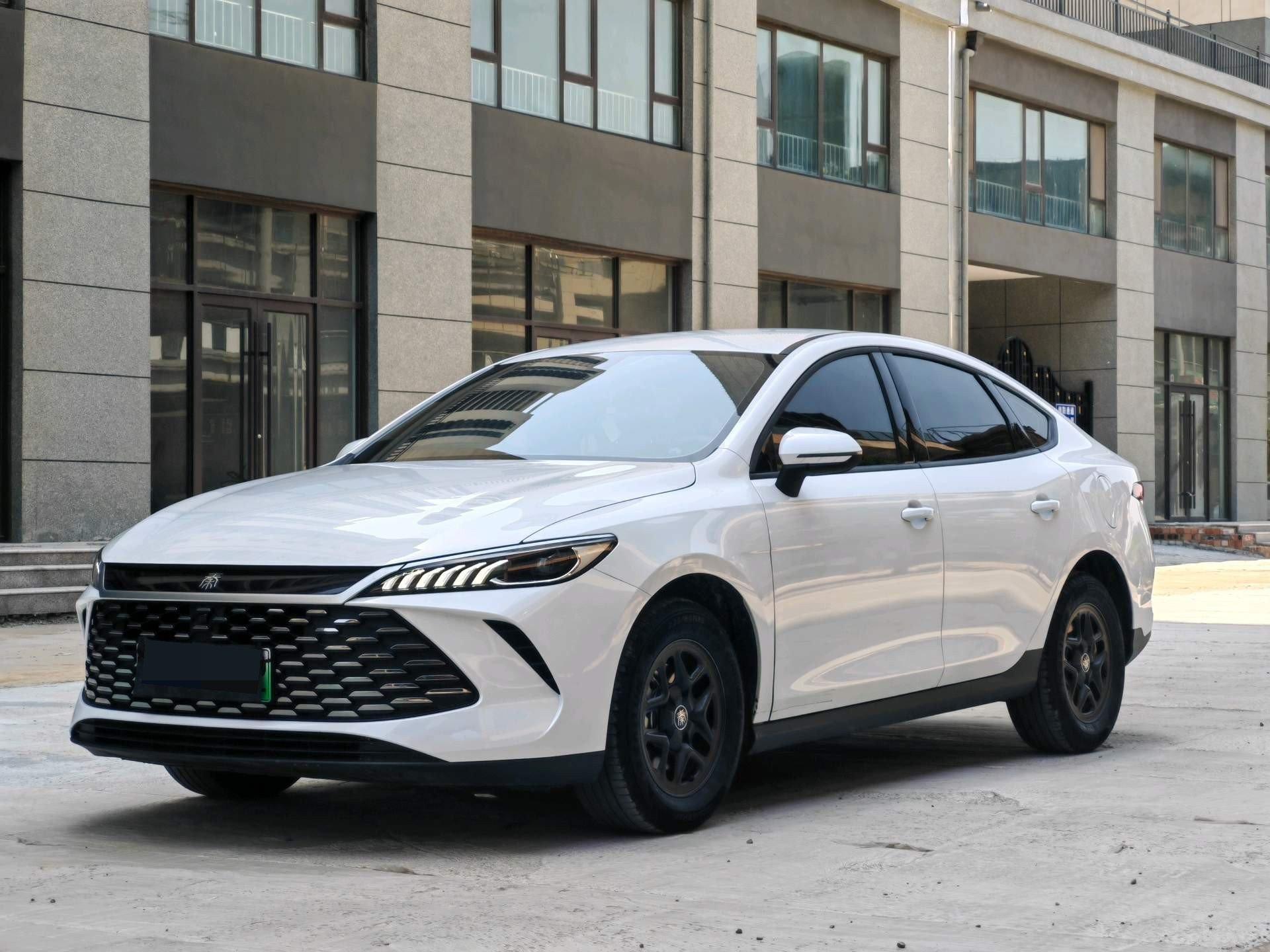 BYD 2025 Qin PLUS DM-i 1.5 CVT Intelligent Drive 55km Flagship Automatic