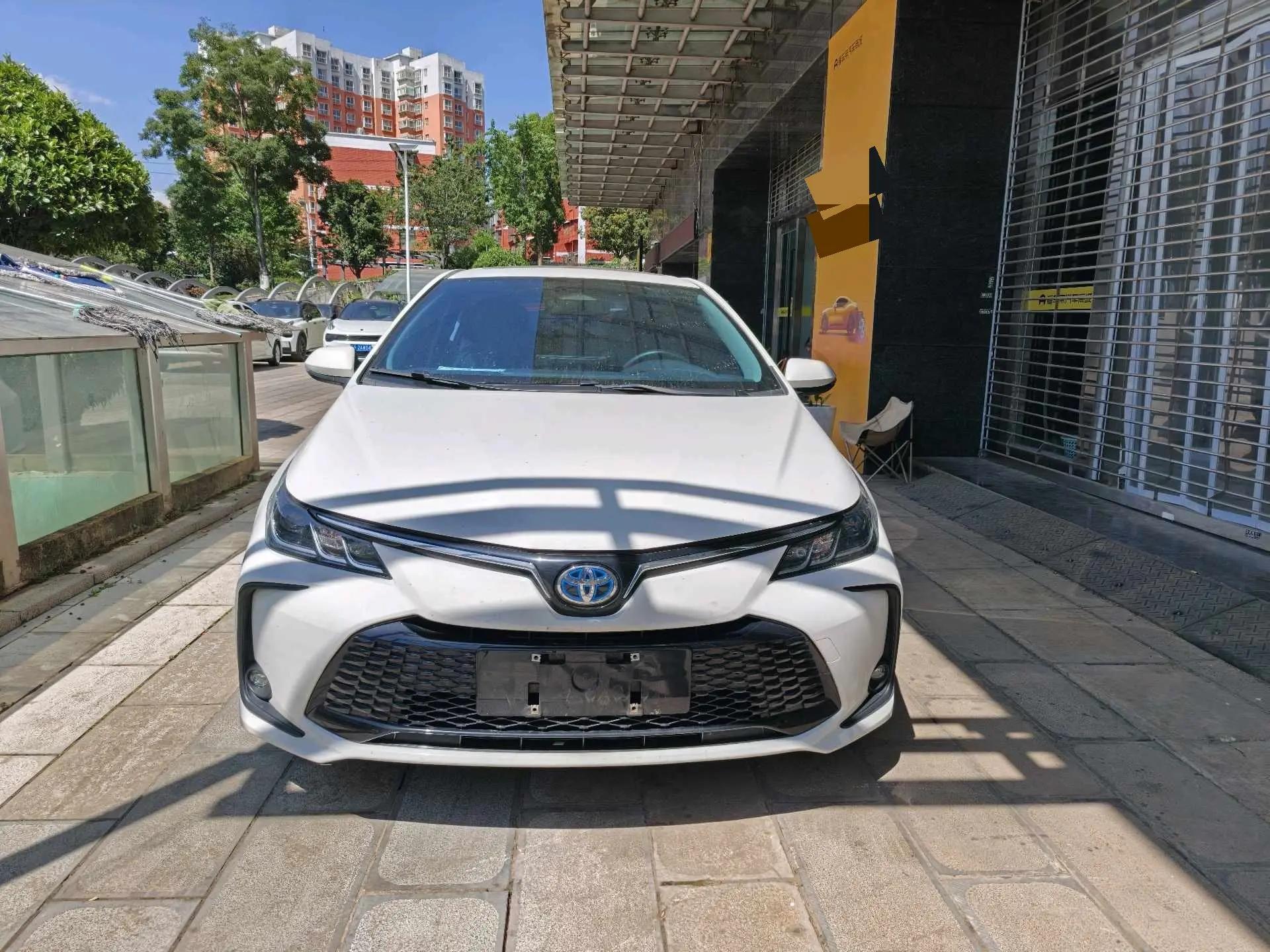 Toyota 2023 Corolla Dual Engine 1.8 CVT Smart Electric Hybrid Elite Edition Automatic 2