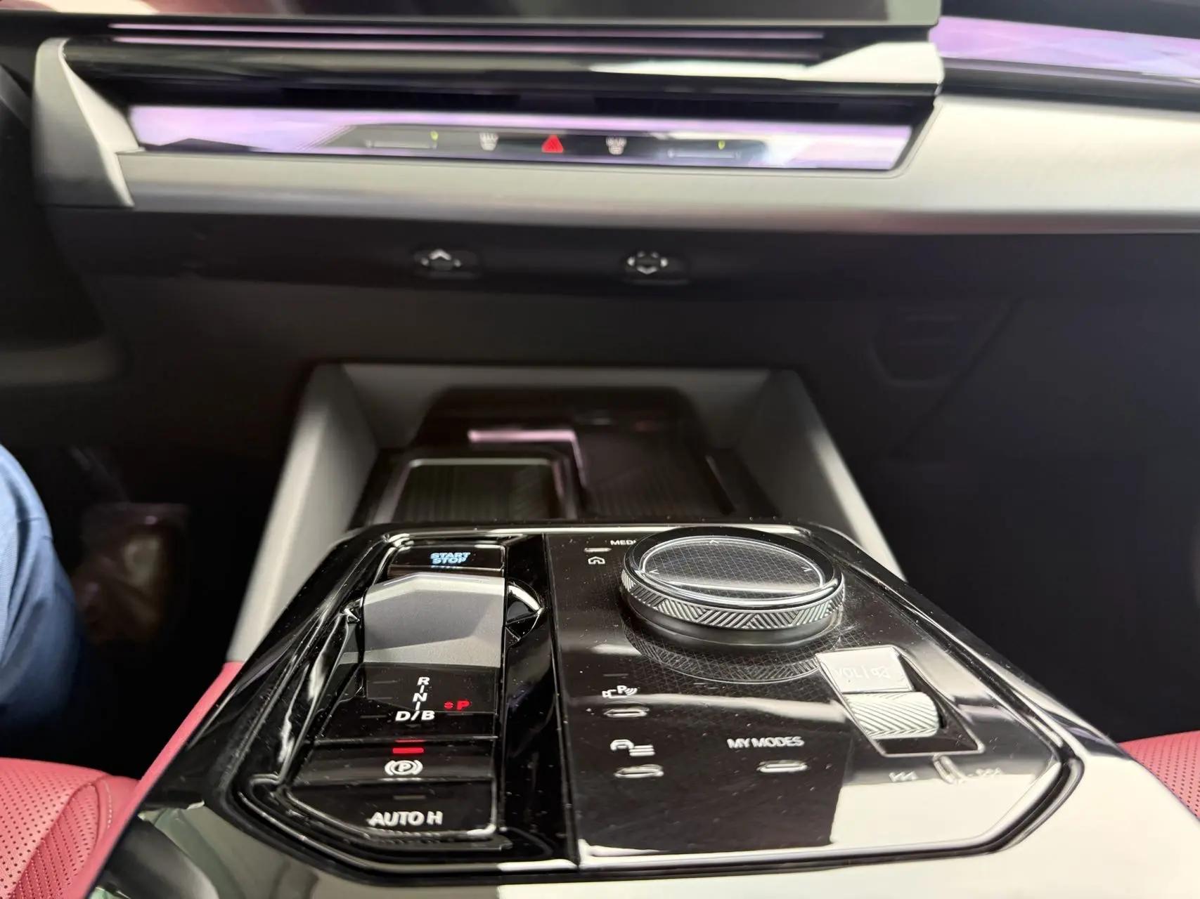 BMW i5 2024 eDrive 35L M Sport Set 3