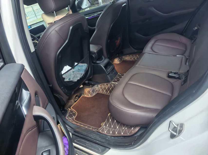 BMW X1 2020 sDrive20Li exclusive type 4
