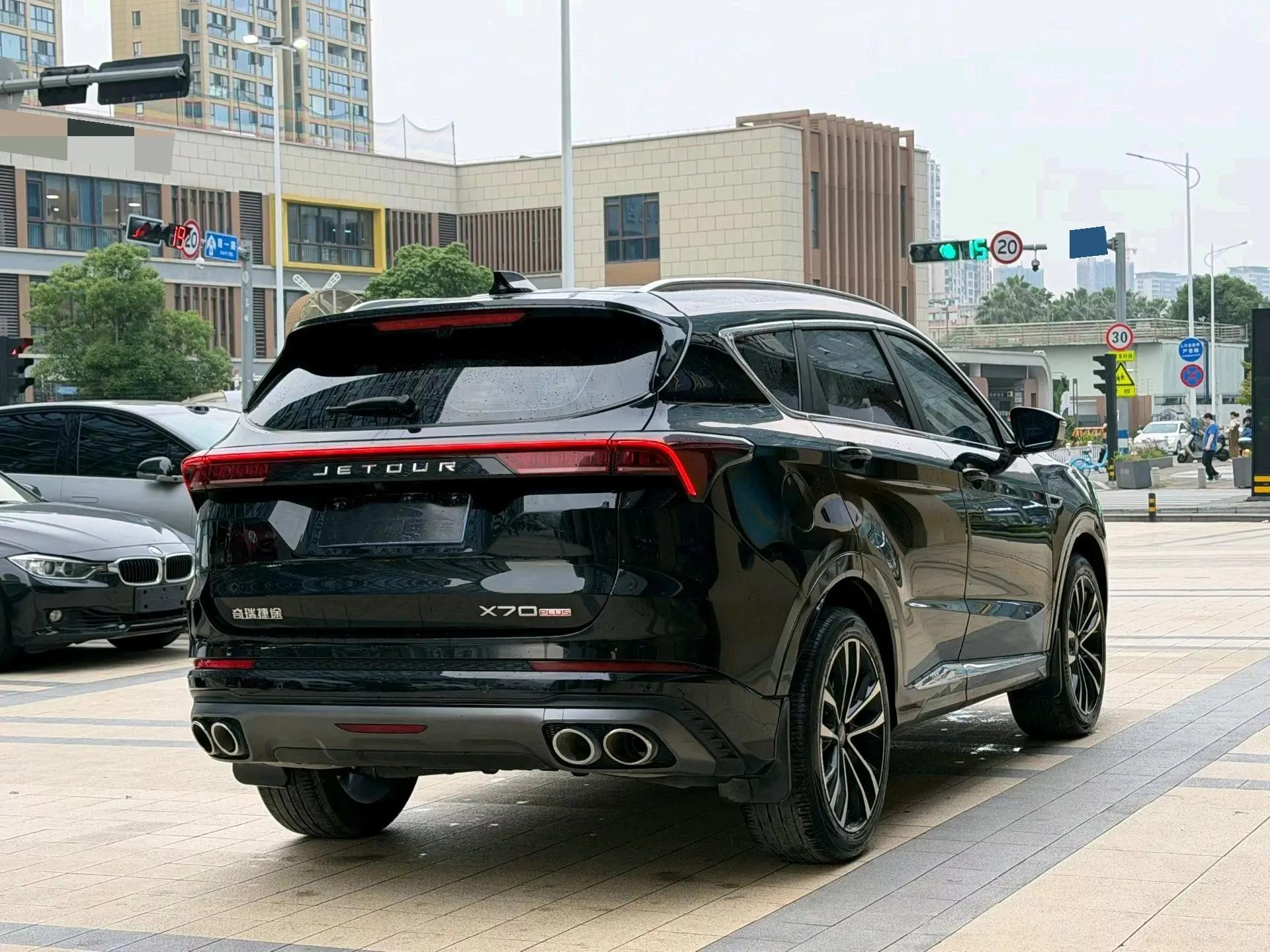 Jetour X70 PLUS 2021 1.6T DCT PRO 5 7