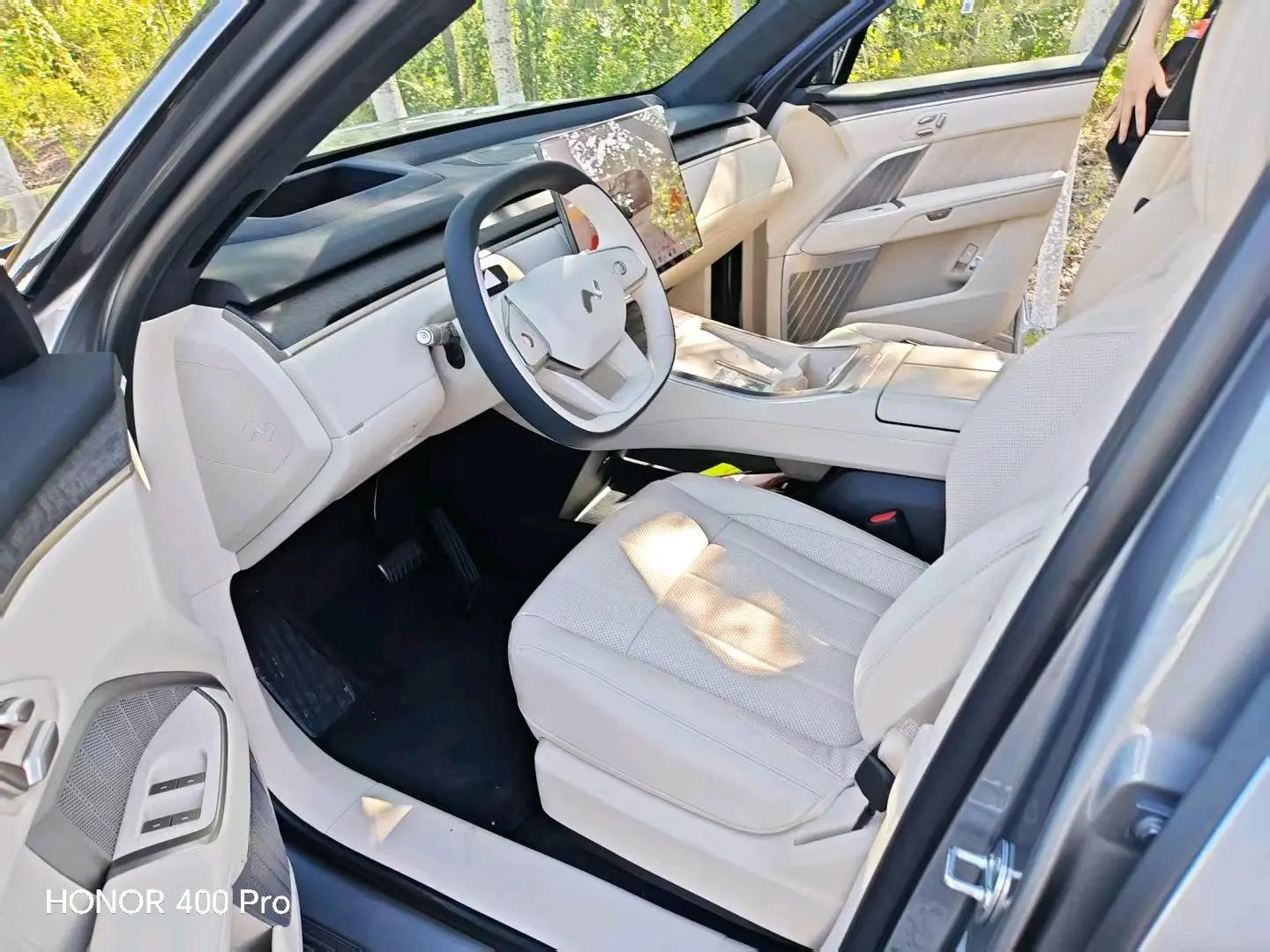 ONVO 2026 L90 Ultra six-seat automatic gear 3