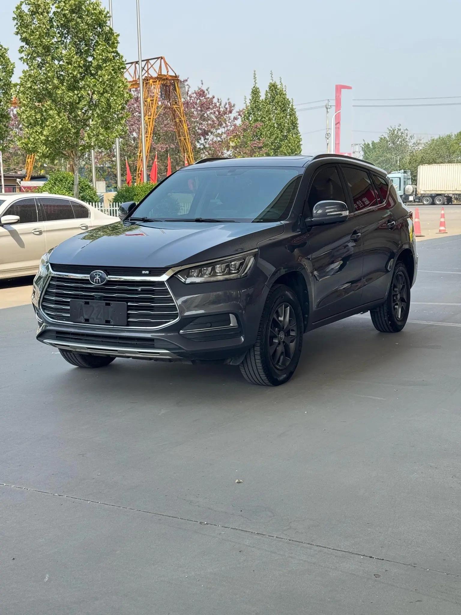 Открыть галерею: Song 2020 Classic 1.5T Manual Luxury Model