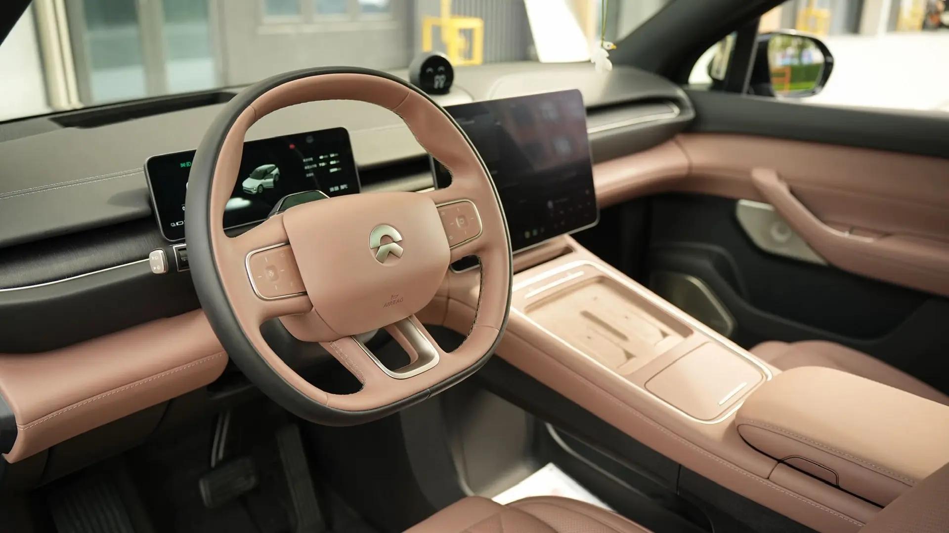NIO 2025 ES6 75kWh Automatic 7