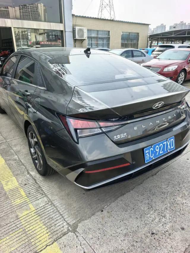 Elantra 2023 1.5L CVT GLX Elite Edition 5