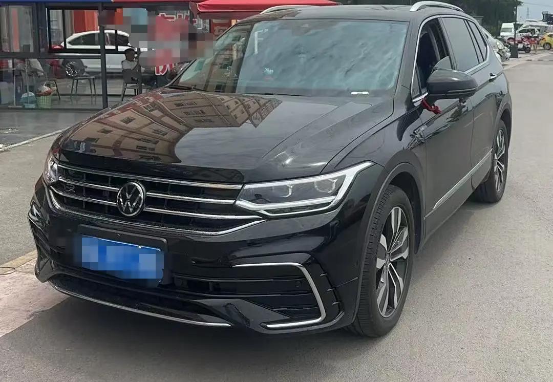 Tiguan L 2023 330TSI Automatic Two-Drive R-Line Enjoy Edition