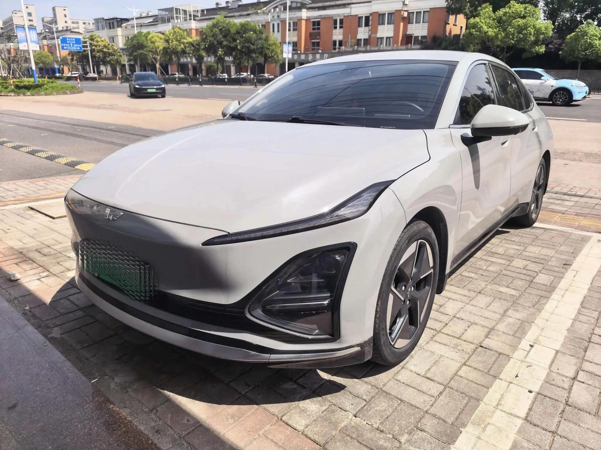 Открыть галерею: WuLing Starlight 2024 Co-creation 510 Advanced