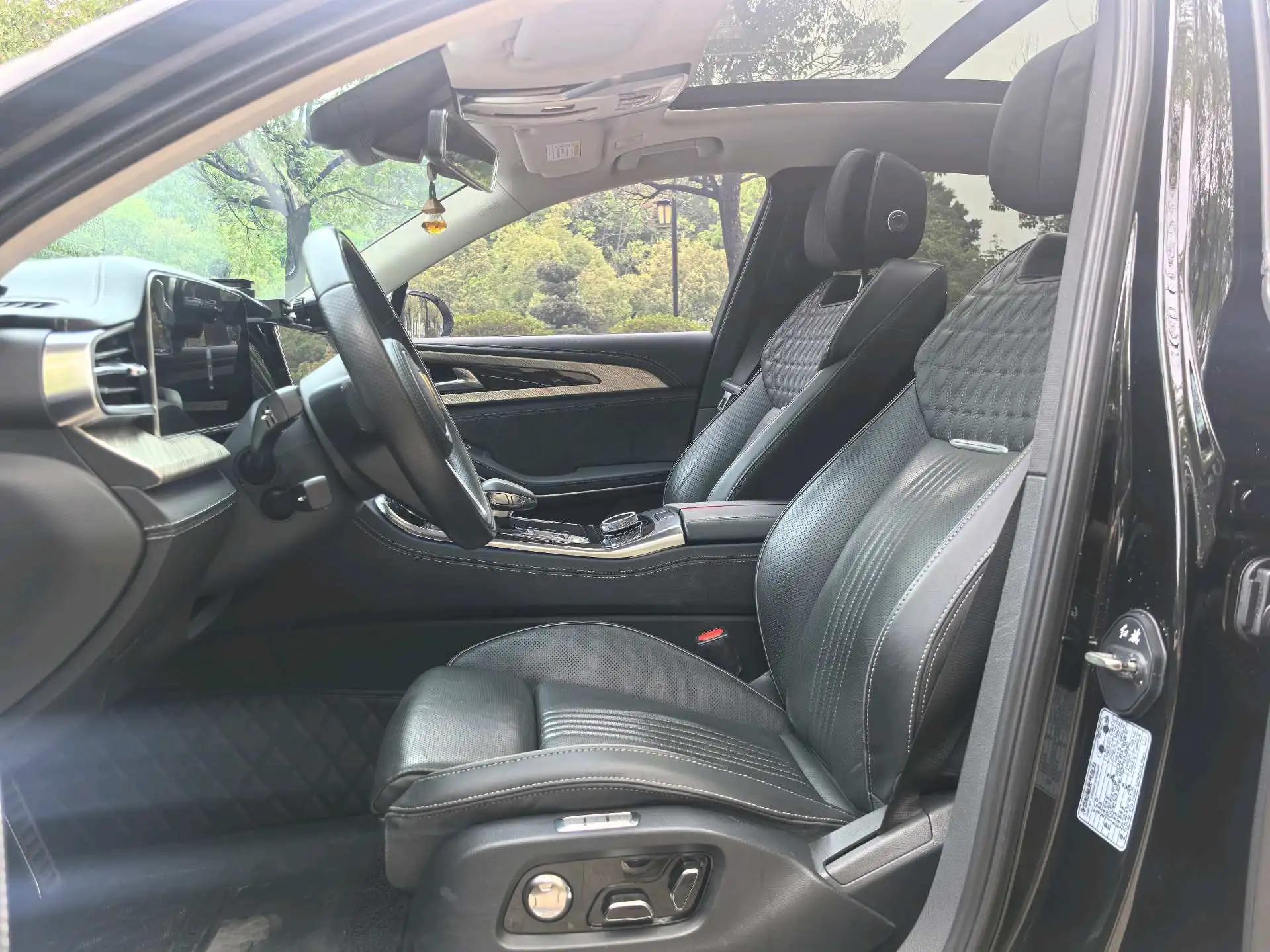 HongQi H9 2020 2.0T Zhilian Qichang Edition 15