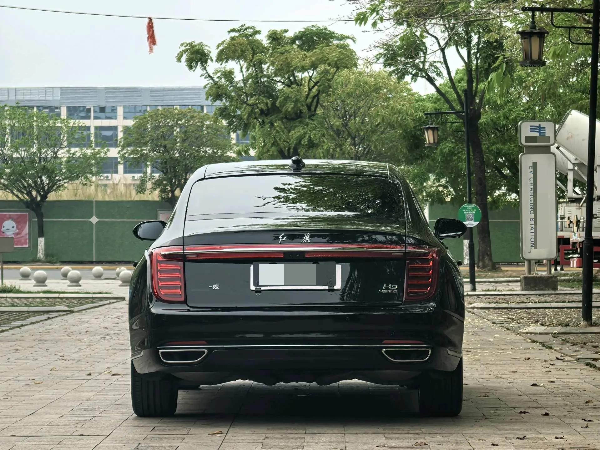 HongQi H9 2020 2.0T Zhilian Qichang Edition 6