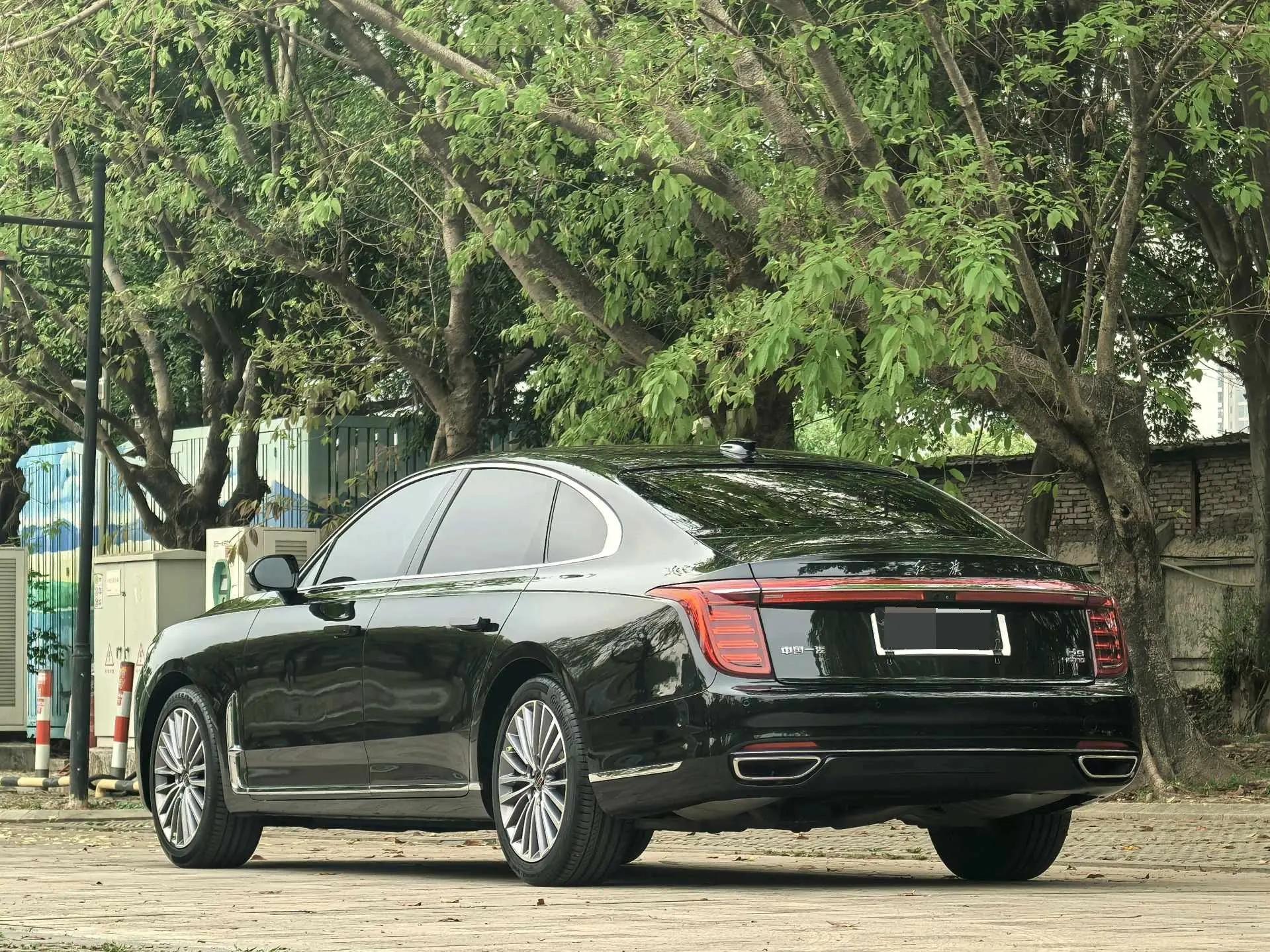 HongQi H9 2020 2.0T Zhilian Qichang Edition 7
