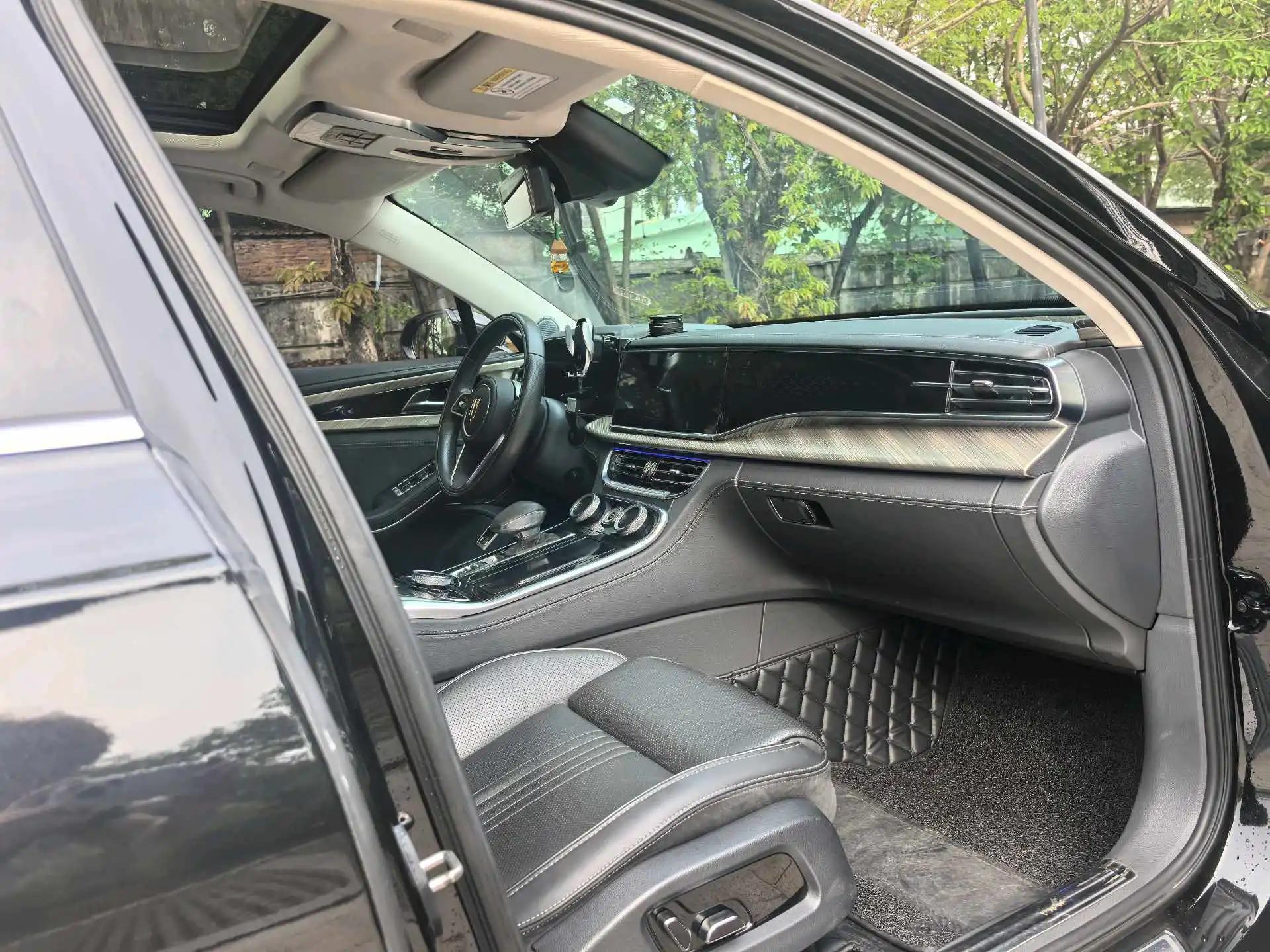 HongQi H9 2020 2.0T Zhilian Qichang Edition 9