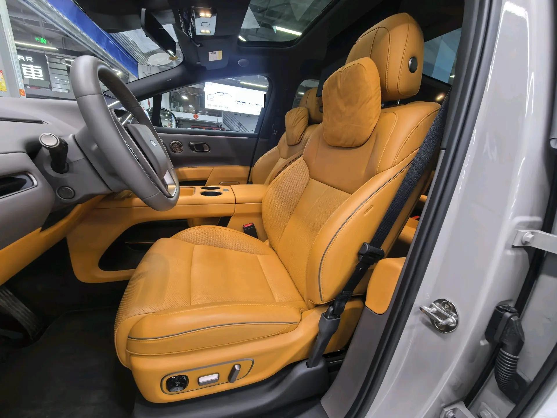 Li 2025 i8 Standard Edition Automatic 6