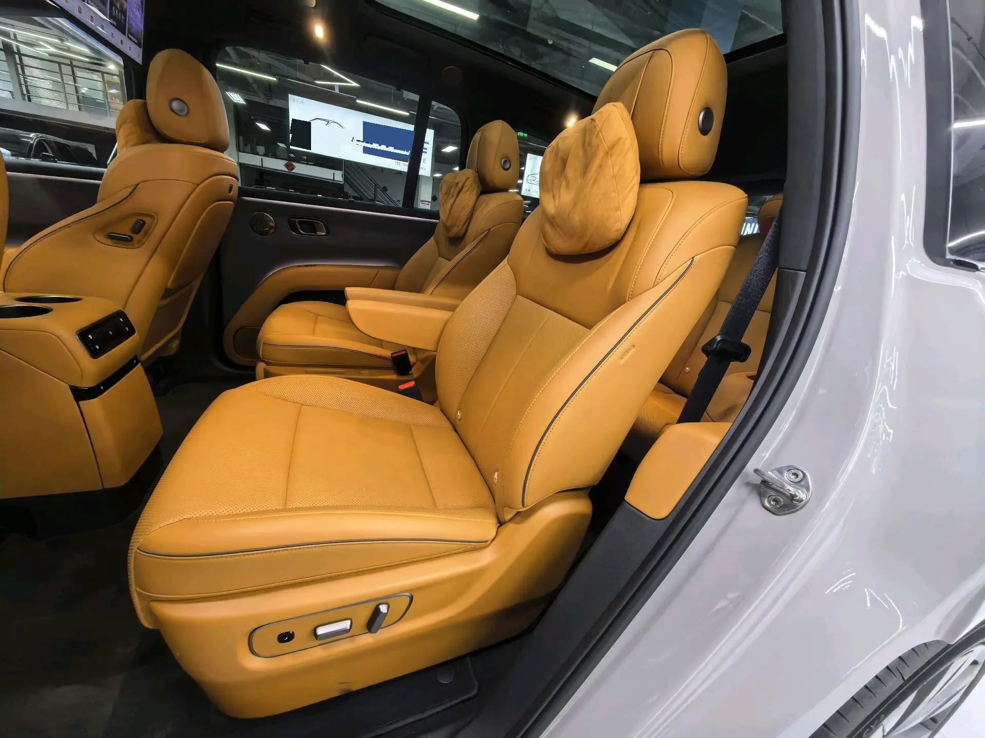 Li 2025 i8 Standard Edition Automatic 9