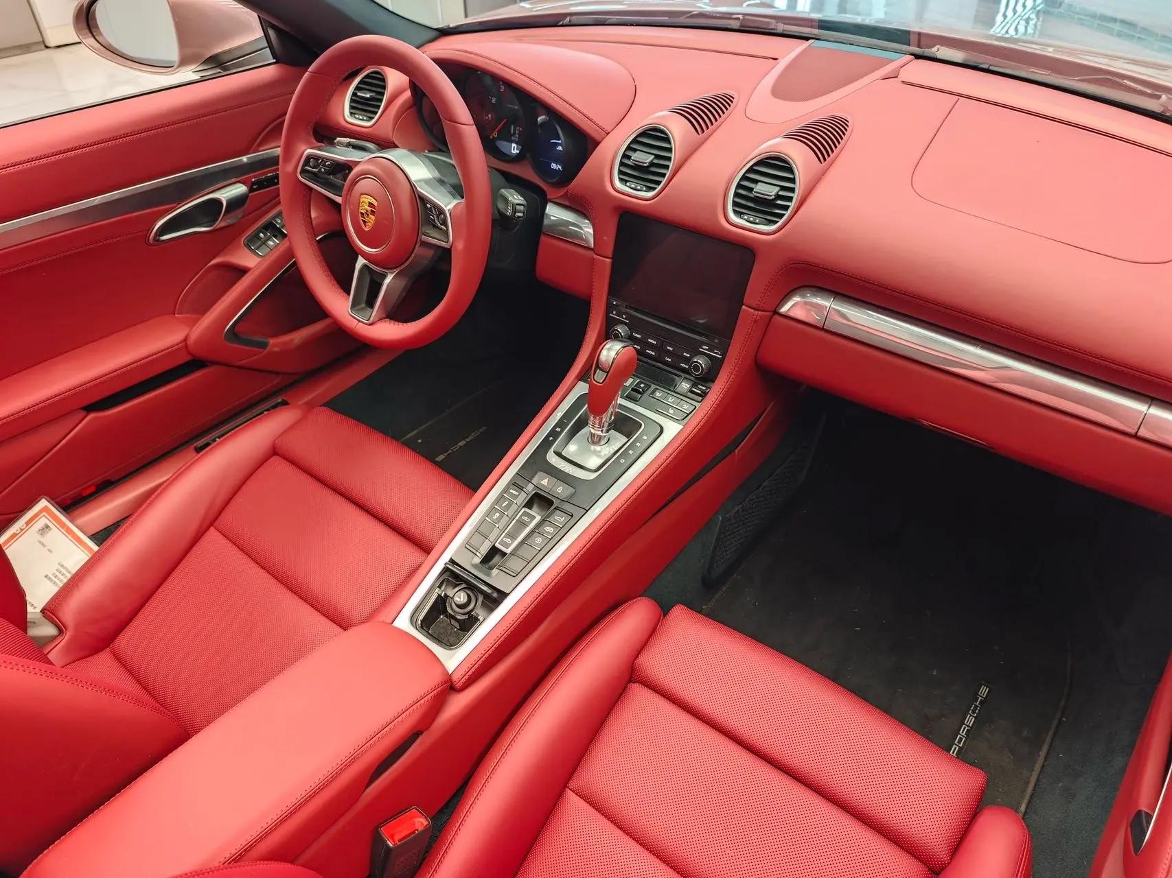 Porsche 718 2022 Boxster 2.0T 6