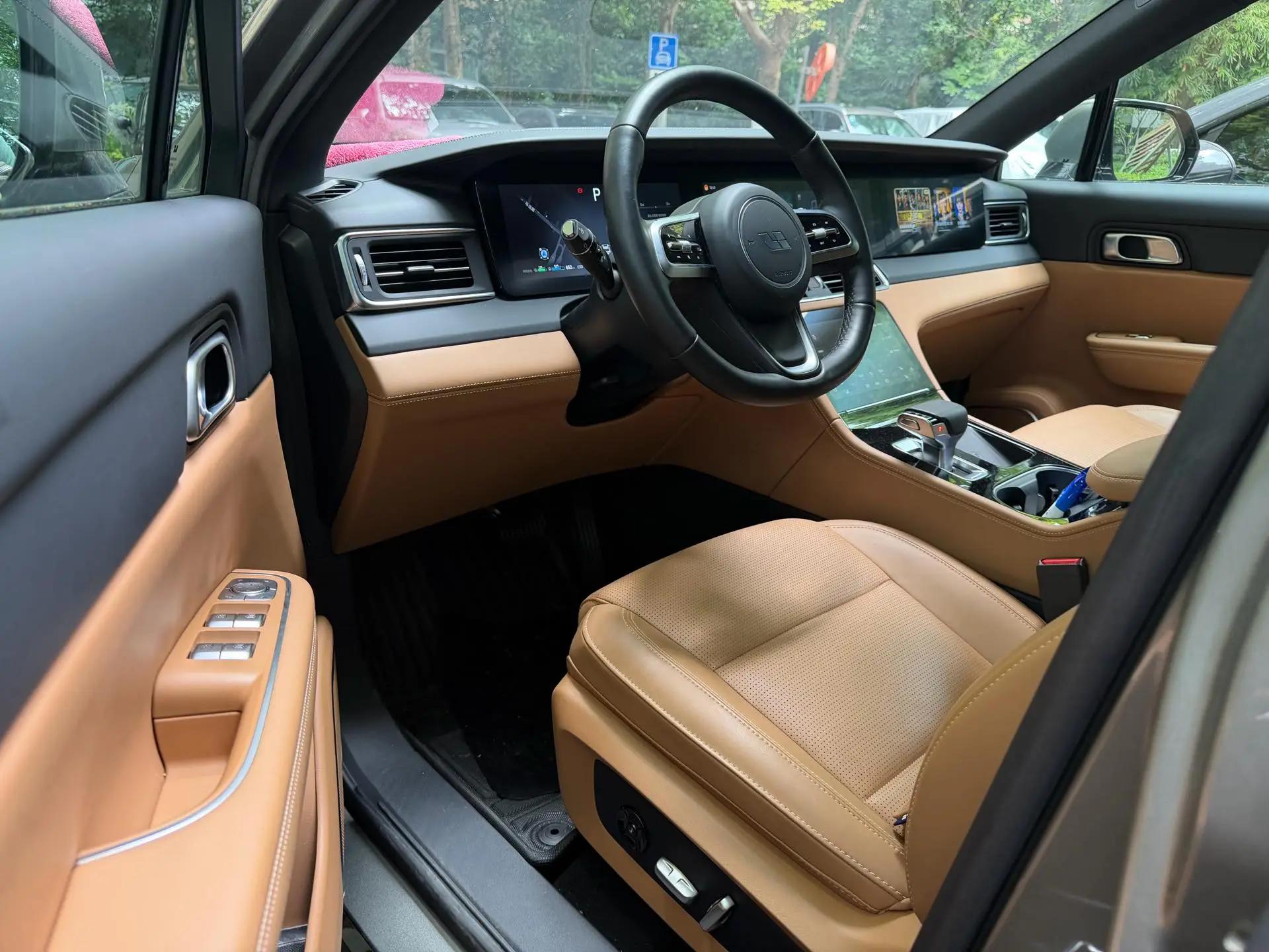 Li ONE 2021 extended 6-seat version 4