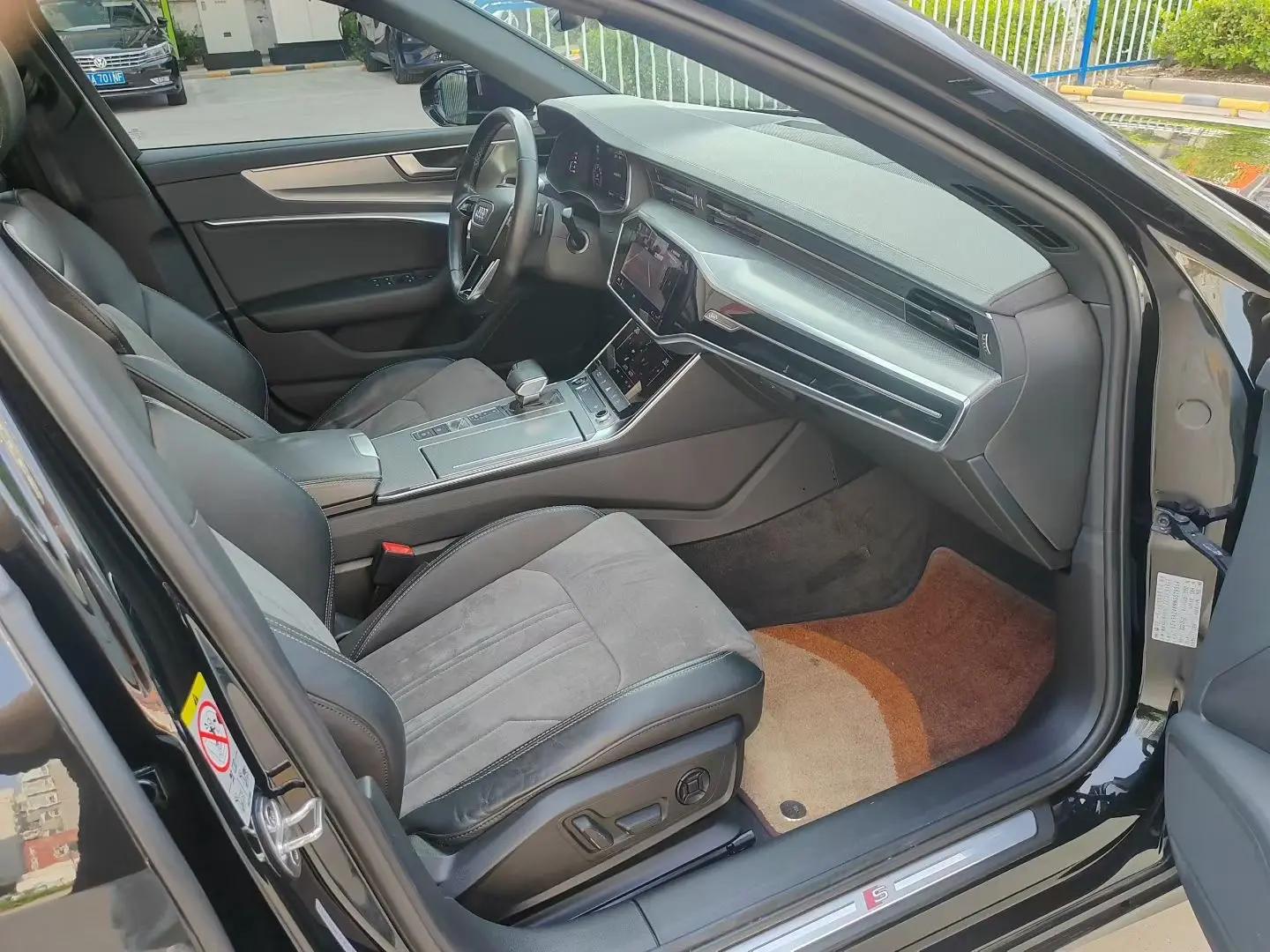 Audi A6L 2022 45 TFSI Selected Dynamic Type 7