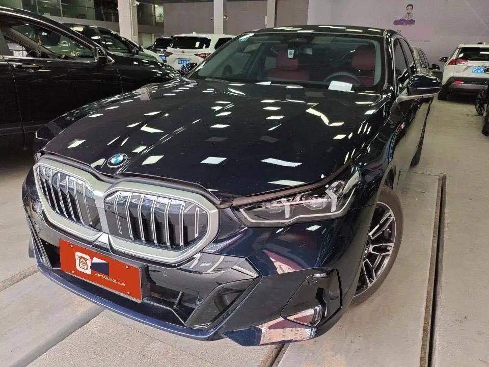 BMW 5 Series 2025 Model 530Li 48V 2.0T Luxury Line M Sport Package Automatic
