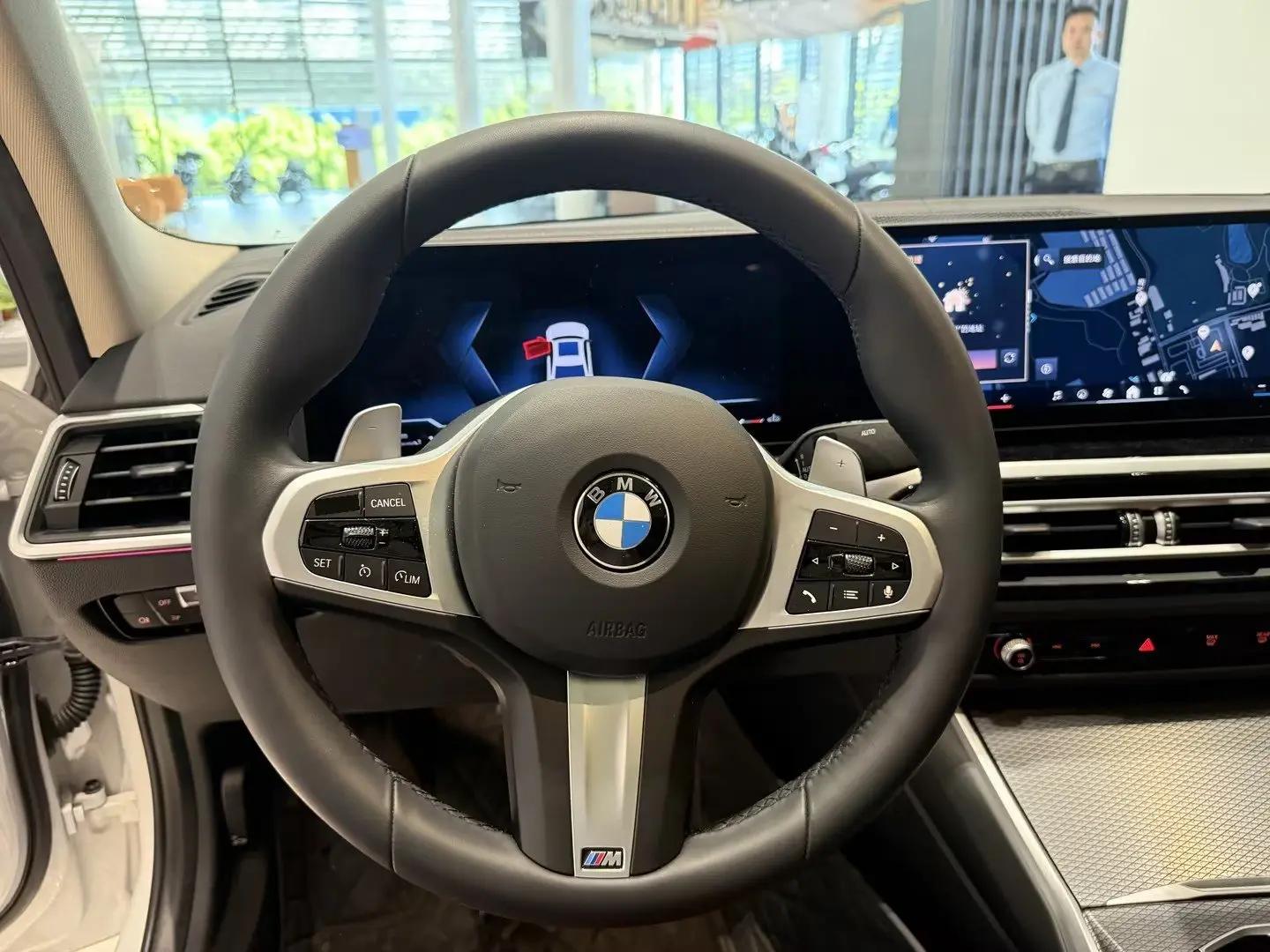 BMW 3 Series 2024 Model 325Li 2.0T M Sport Night Edition Automatic 11