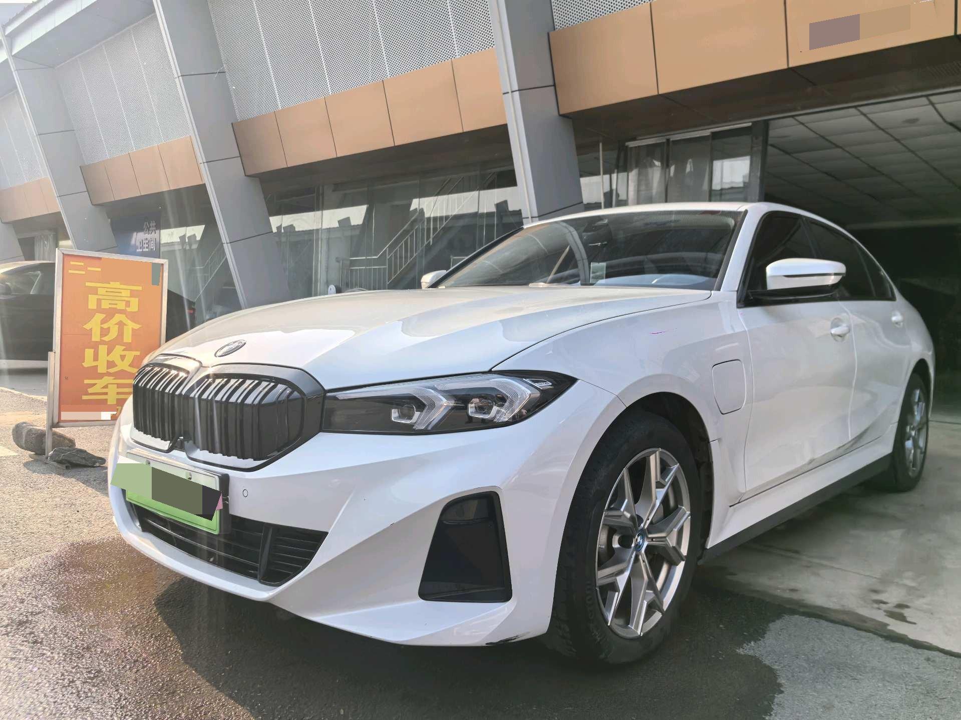 BMW 2024 i3 eDrive 35 L Automatic