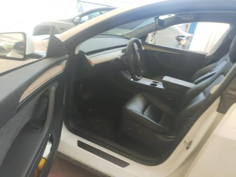 Model Y 2022 rear-wheel drive version 3