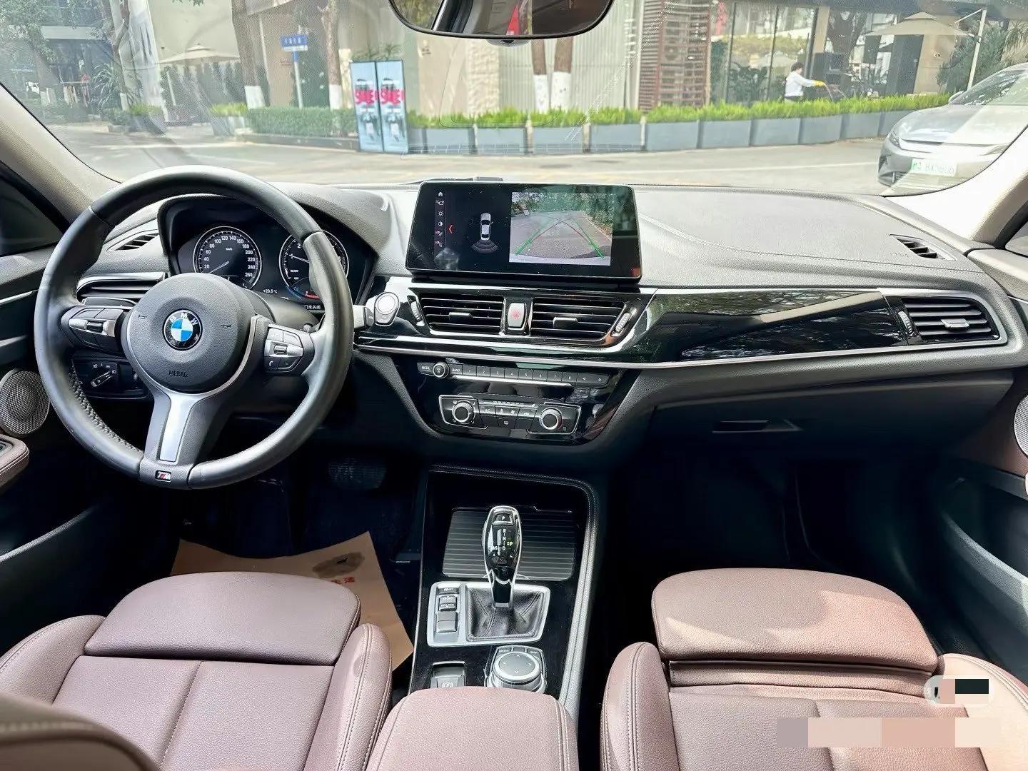 BMW 1 Series 2022 120i M Sports Obsidian Night Edition 4