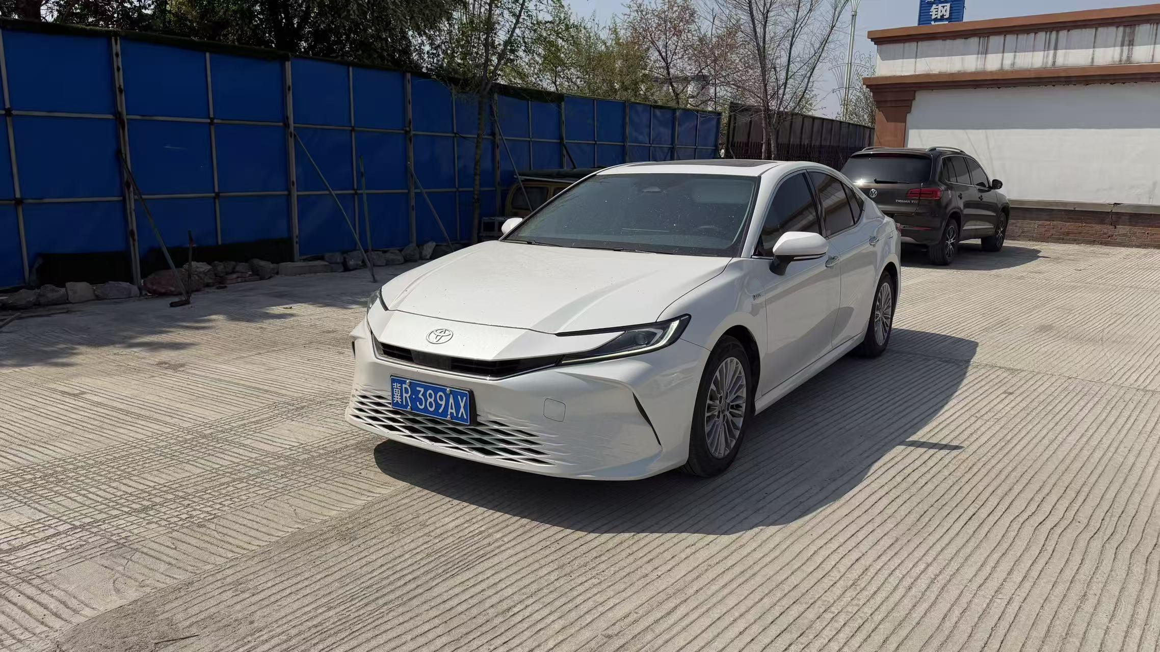 Toyota 2024 Camry Dual Engine 2.0HGVP Stepless Deluxe Automatic Gear