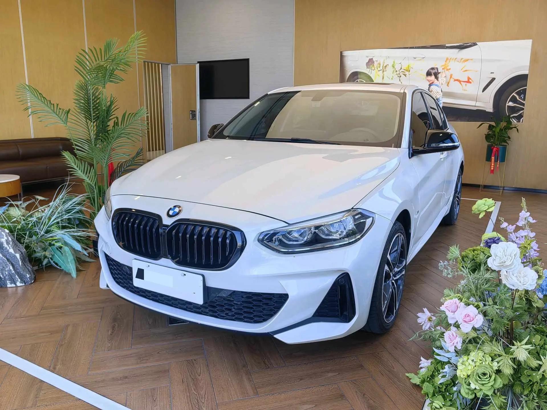 BMW 1 Series 2022 125i M Sports Obsidian Night Edition
