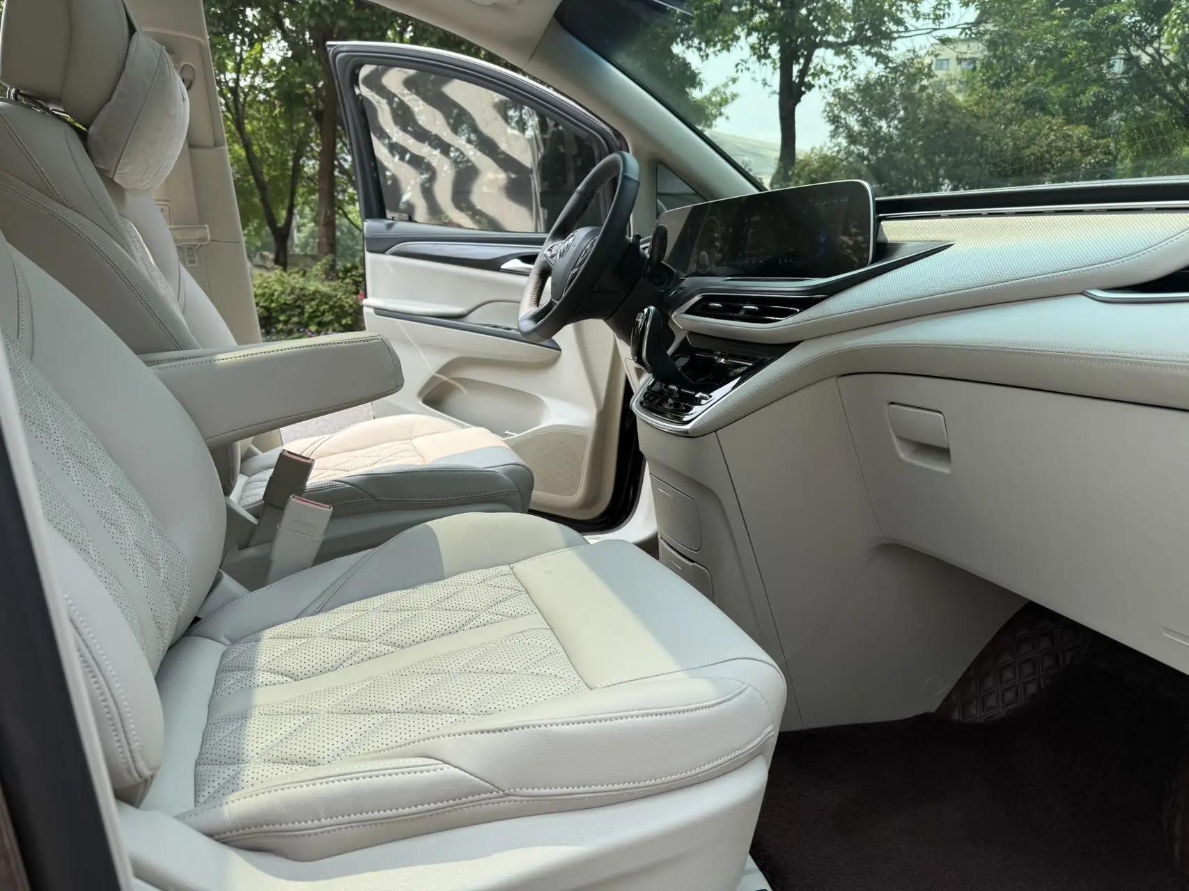 Buick GL8 2021 ES Lu Zun 653T Comfort 7