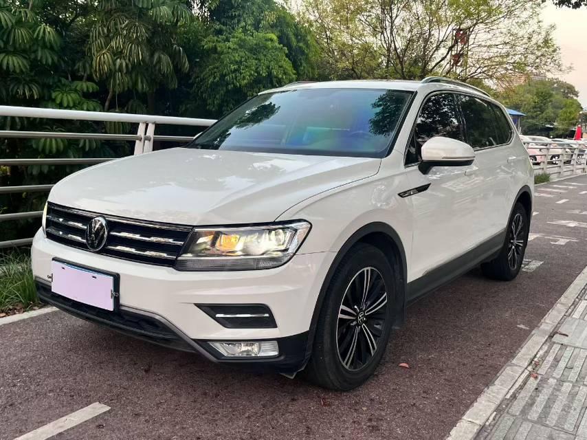 Tiguan L 2021 330TSI Automatic Two-Drive Smart Edition