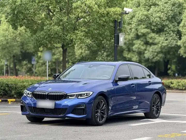 BMW 3 Series 2022 Changed 330Li xDrive M Sports Obsidian Night Suit