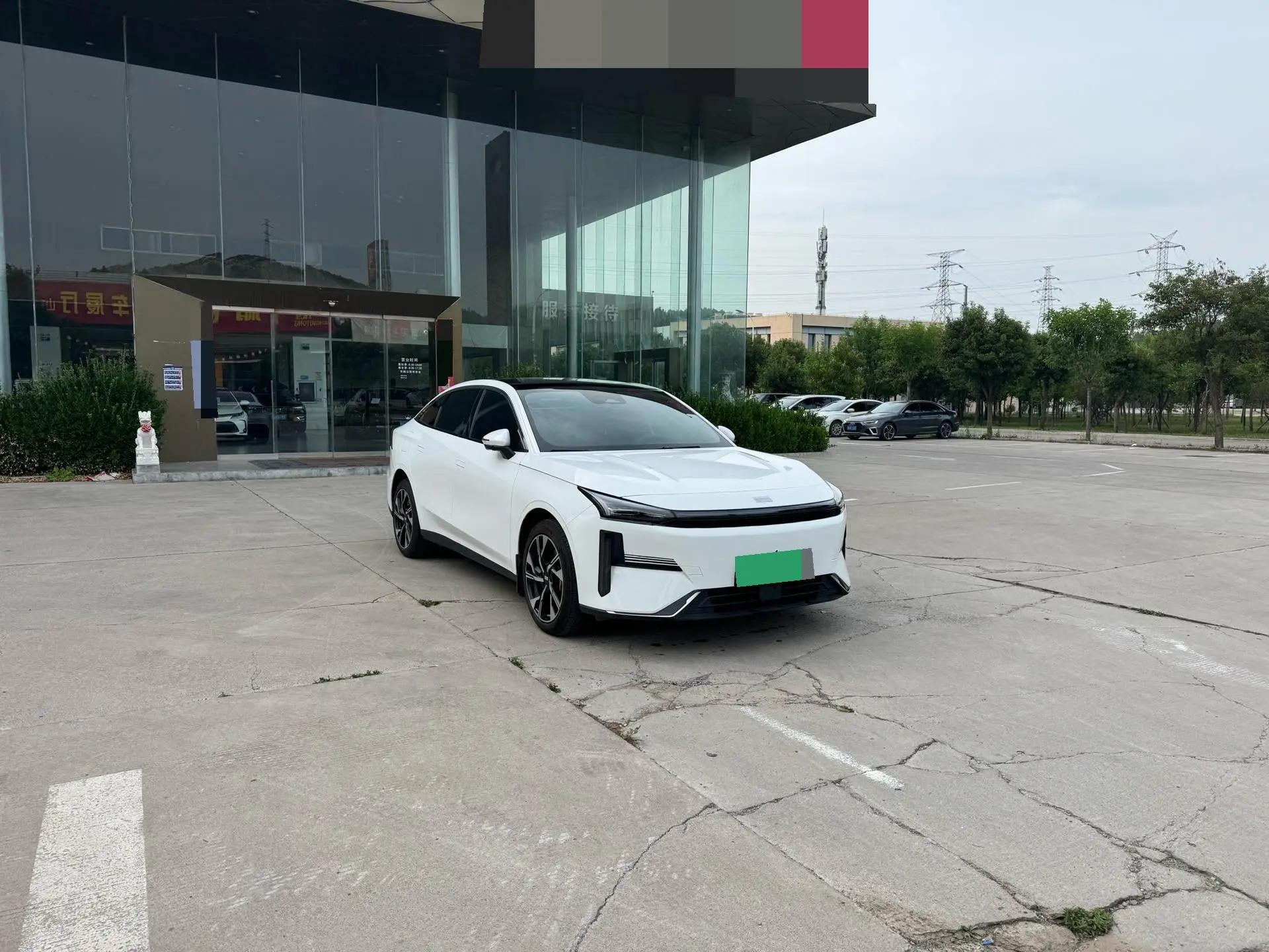 Geely Galaxy 2024 L6 1.5T 125km Creative Edition Automatic Gear 2