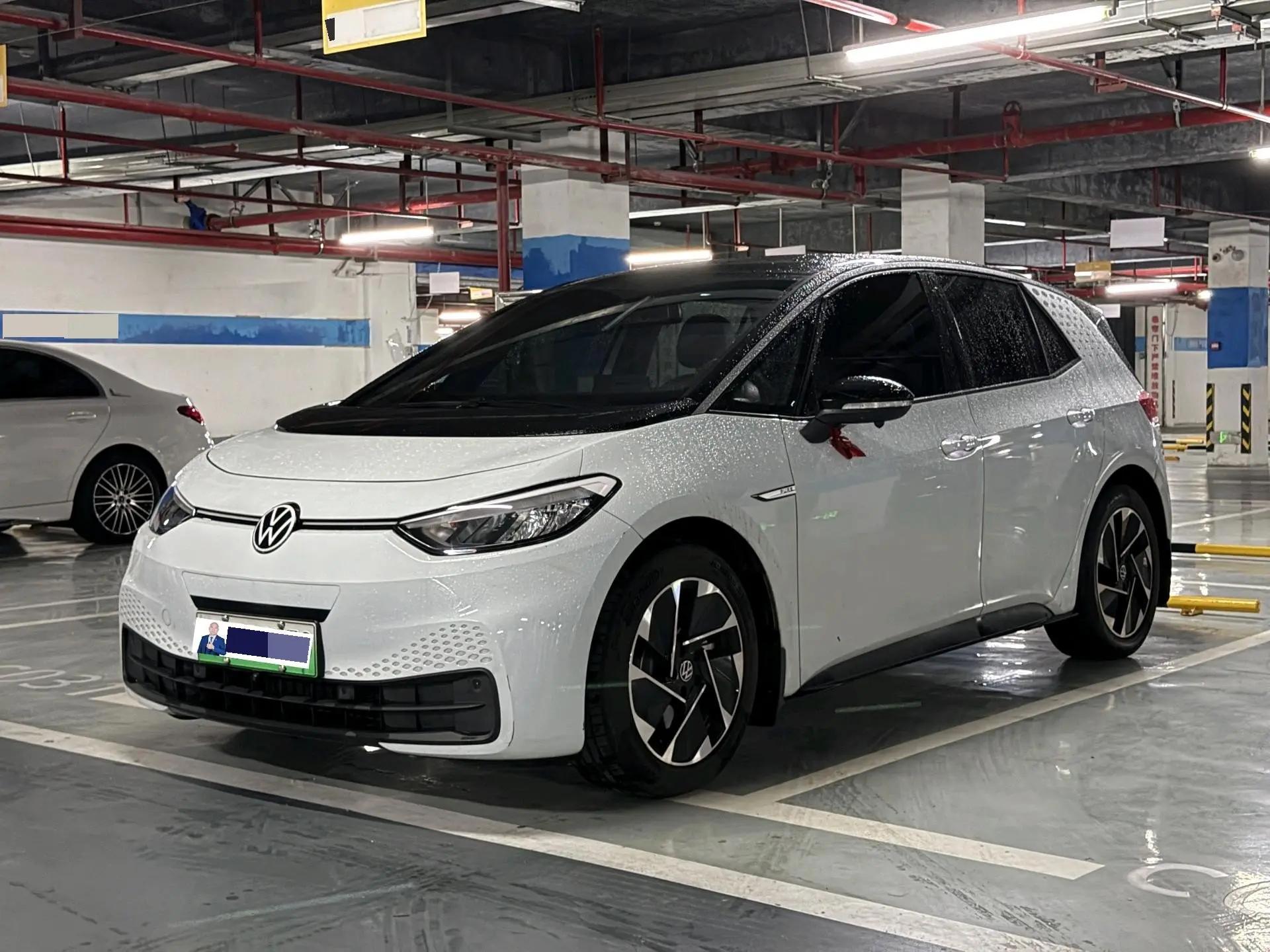 Open image lightbox: Volkswagen 2023 ID. 3 Upgraded Pure Smart Edition, Automatic Transmission