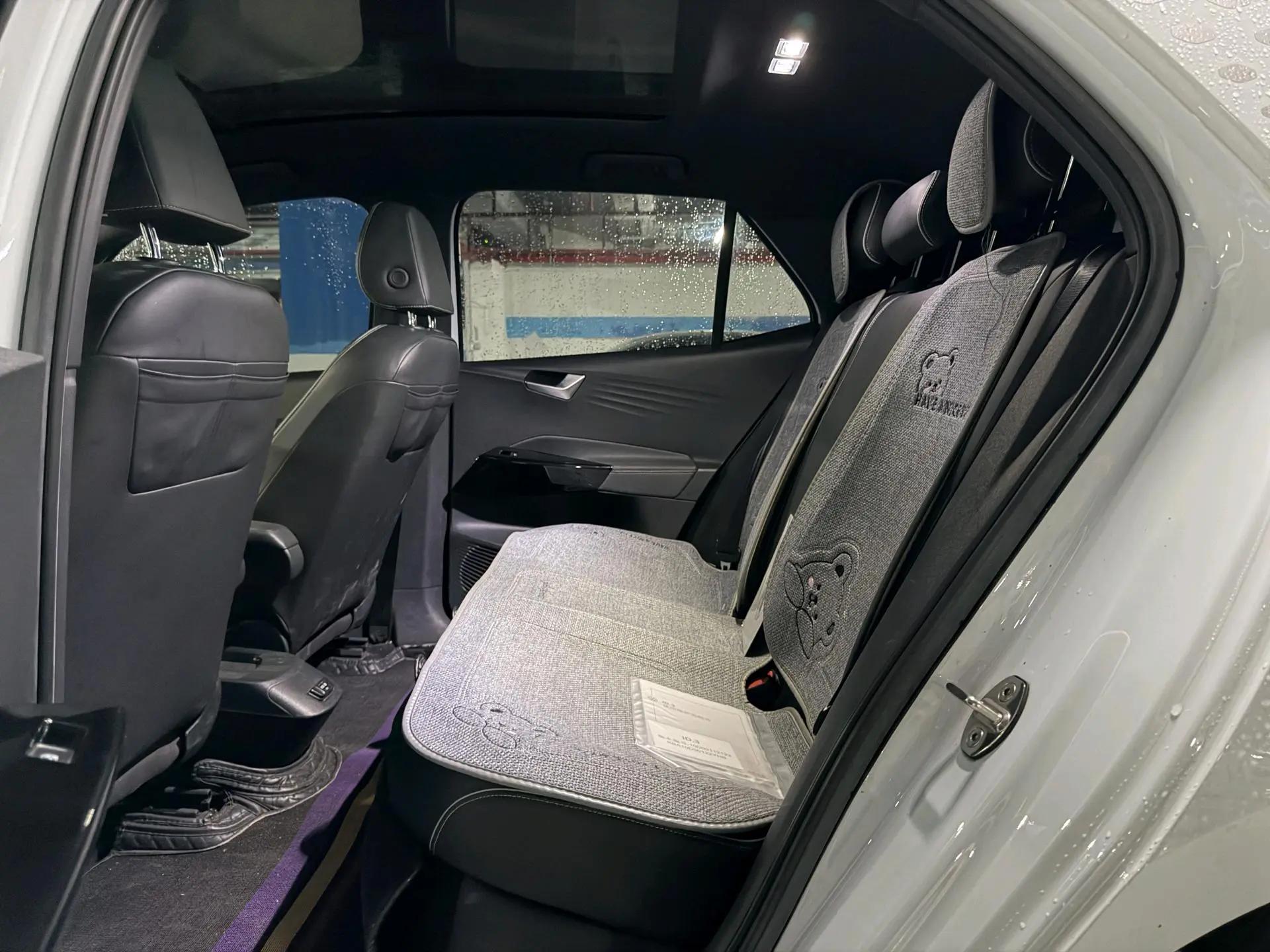 Volkswagen 2023 ID. 3 Upgraded Pure Smart Edition, Automatic Transmission 2