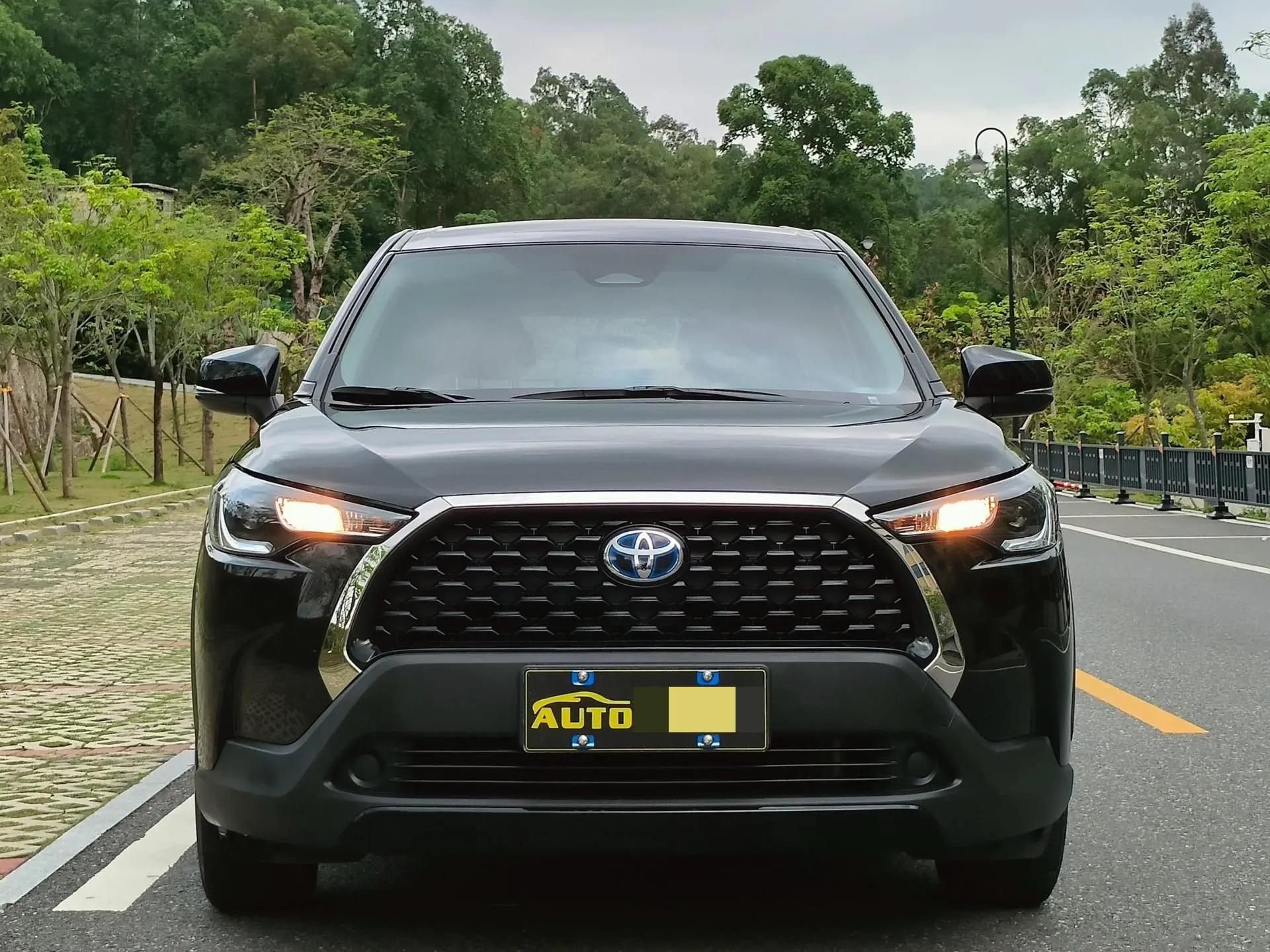 Toyota 2023 Corolla Sharp Double Engine 2.0 Stepless Pioneer Edition Automatic Gear 3