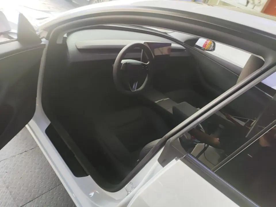 特斯拉 2025款 Model 3 长续航全轮驱动版 自动挡 5